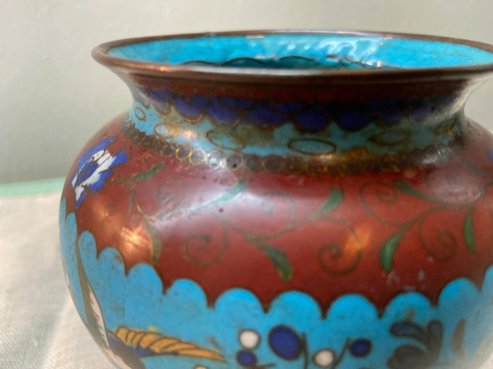 Antique Chinese Cloisonne Brush Pot - 8