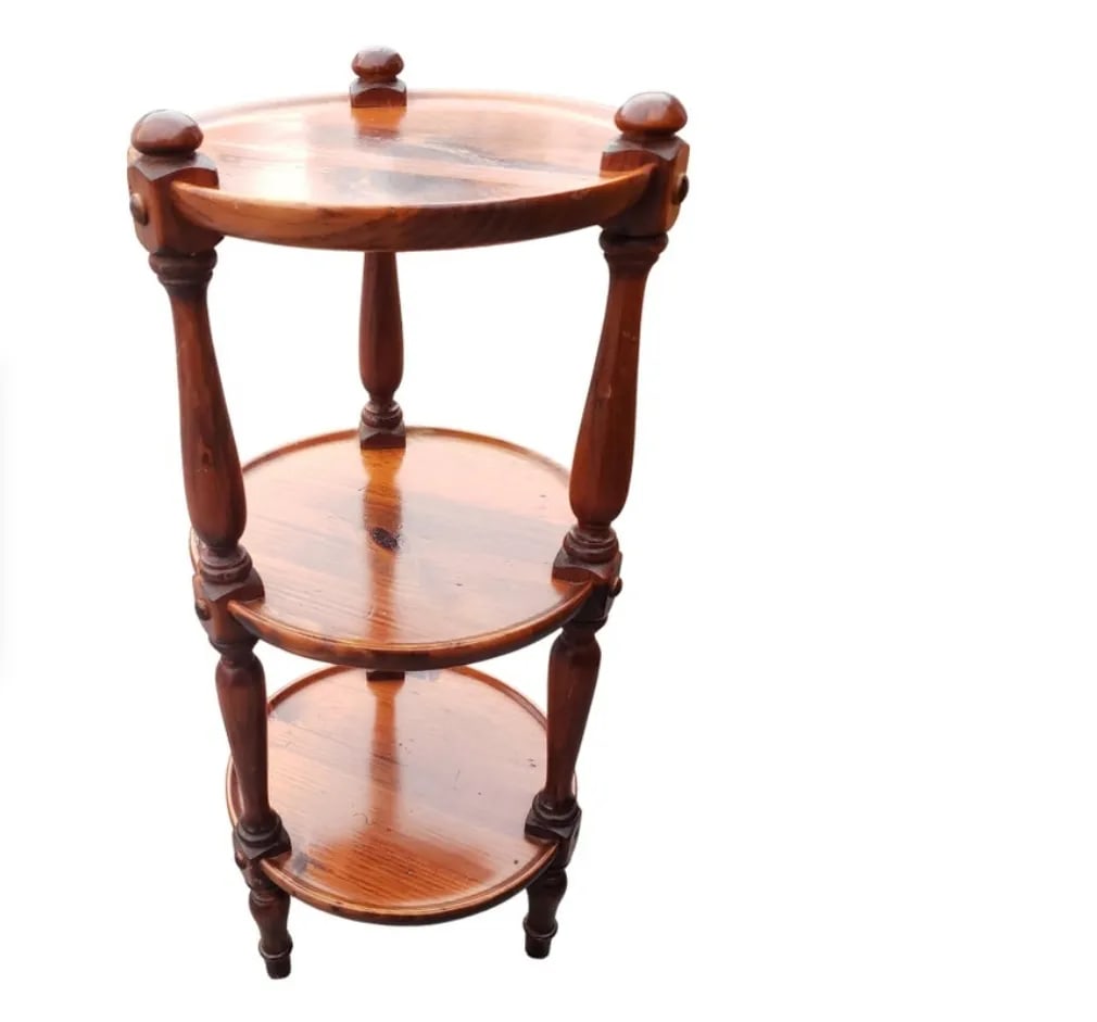 Ethan Allen Old Tavern Collection Pine 3 Tier Stand Etagere Table, Circa 1970s - 10