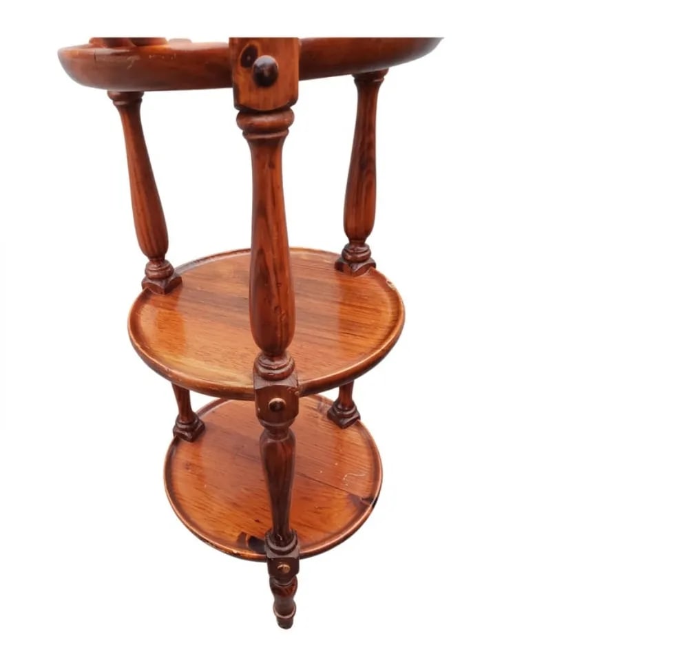 Ethan Allen Old Tavern Collection Pine 3 Tier Stand Etagere Table, Circa 1970s - 2