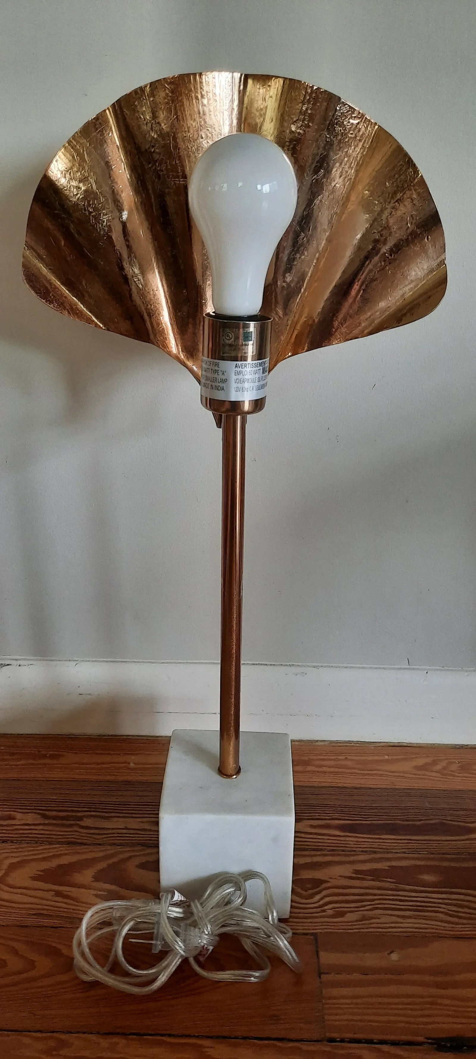 Scallop Fan Table Lamp - 3