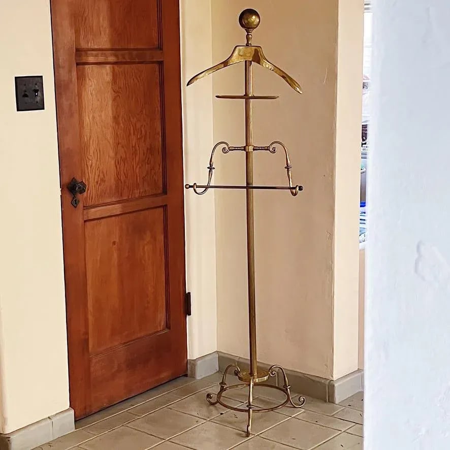 Mid 20th Century Glo-Mar Brass Cannonball Art Deco Gentleman's Suit Clothing Valet Stand With Adjust - 2