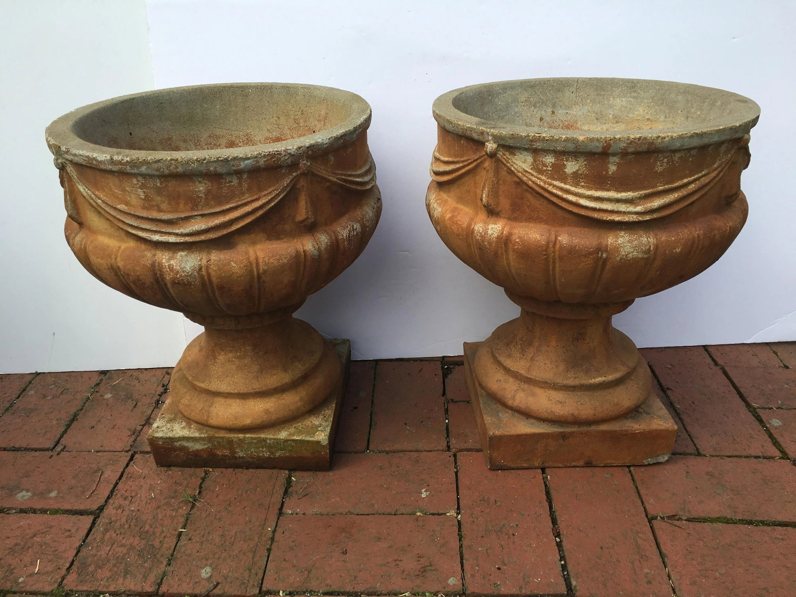 1980s Garden Urns - a Pair - 6
