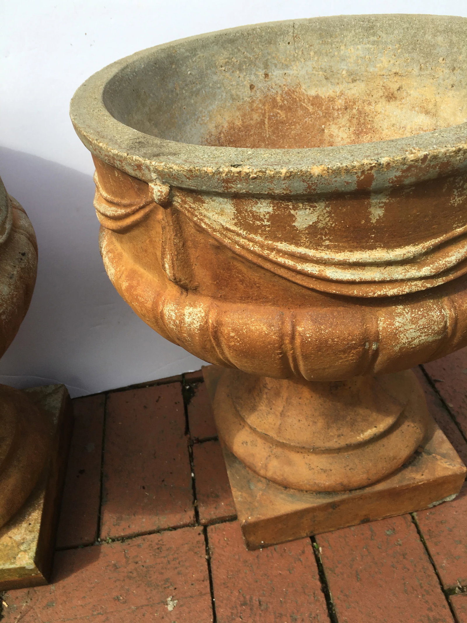 1980s Garden Urns - a Pair - 9