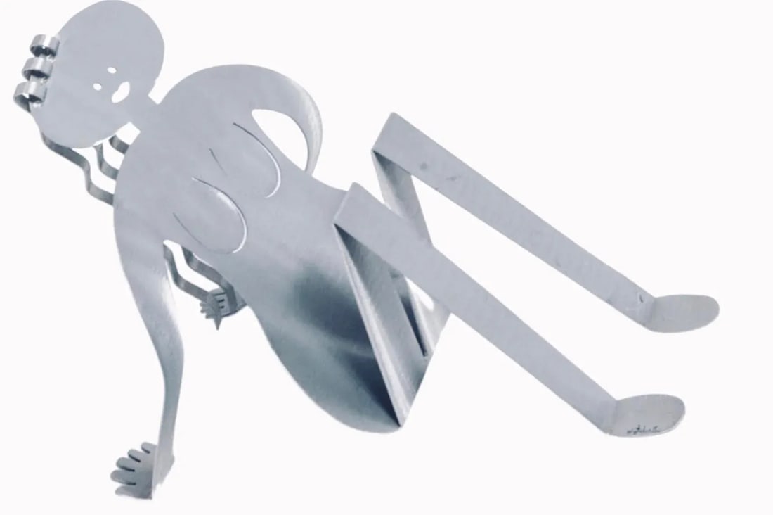 Sale Postmodern Fred Garbotz Aluminum Figural Woman Sculpture Magazine & Record Album Holder Post Mo - 6