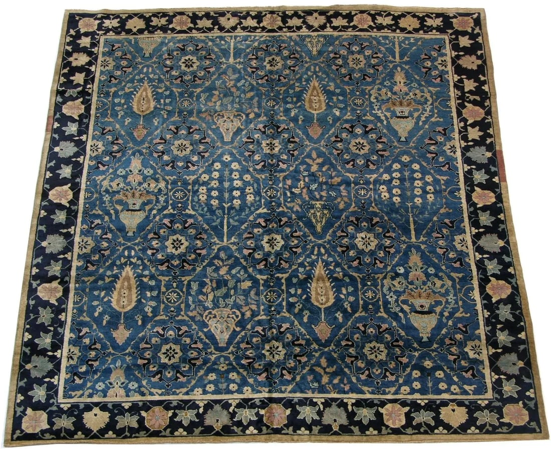 1990s Vintage Decorative Chinese Rug with Floral Design - 5