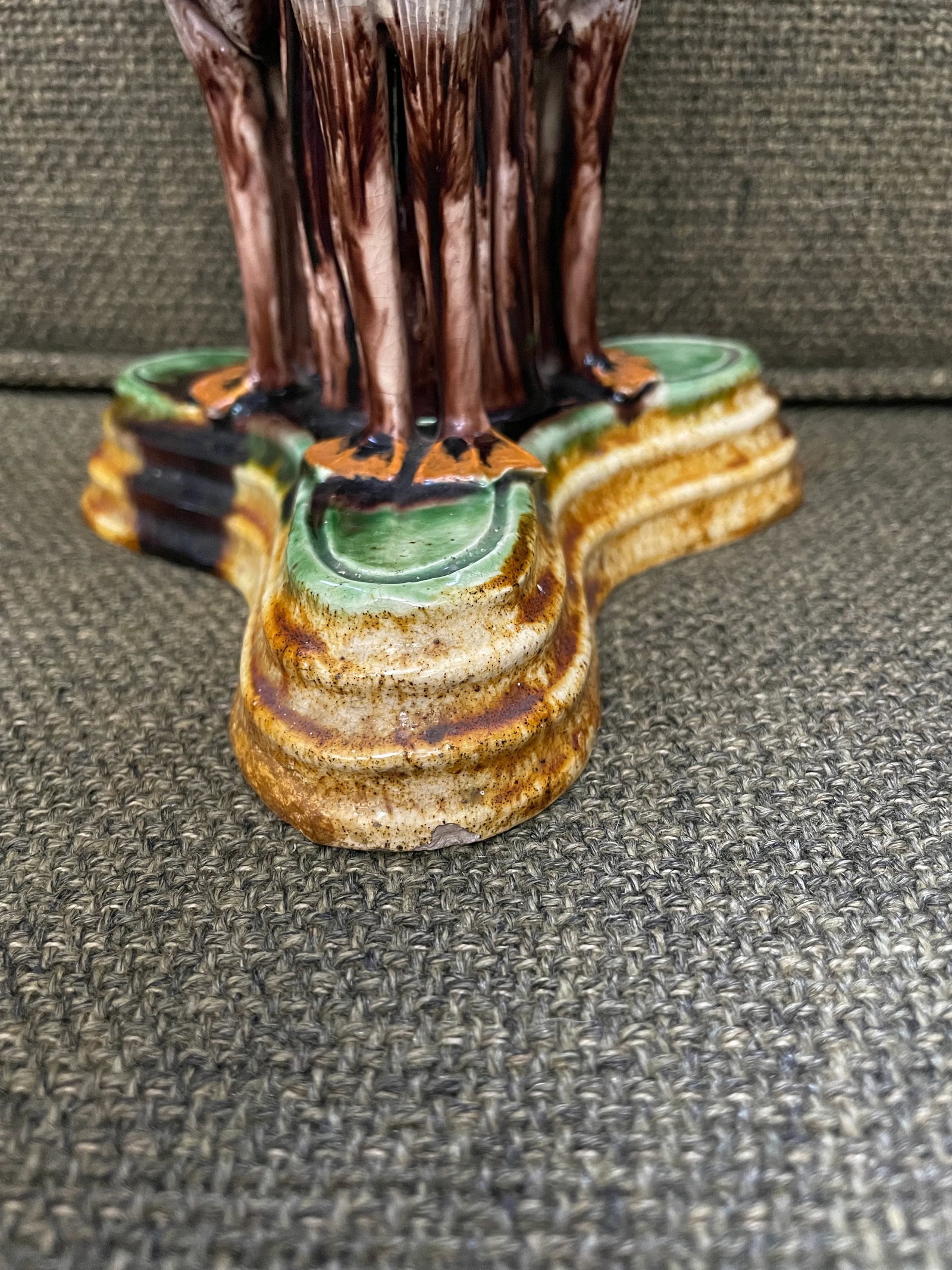 Antique 1880s Portuguese Jose Alves Cunha Majolica Candlestick, Storks With Green Leaves & Ochre Bas - 10