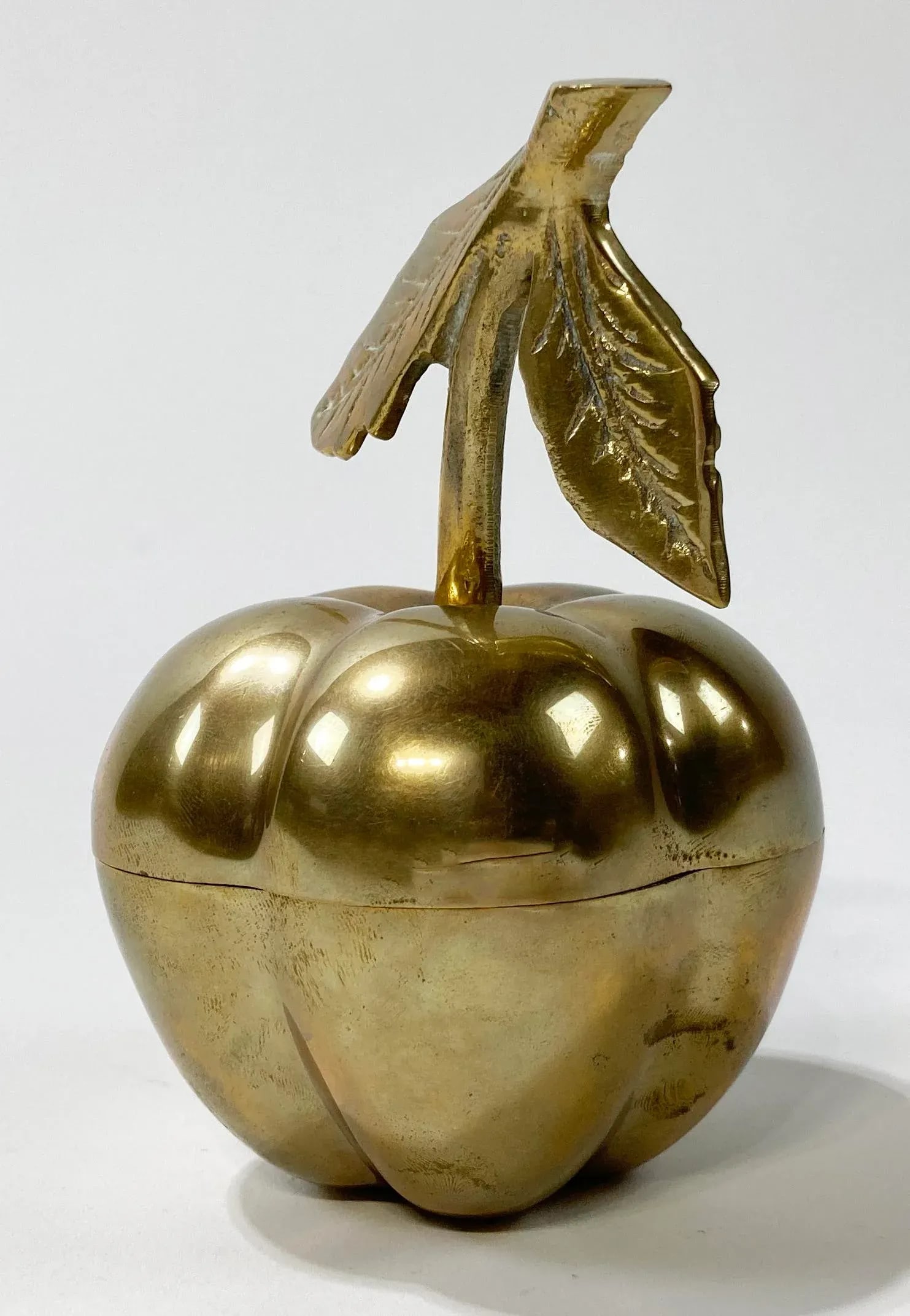 Vintage Lidded Brass Fruit Box - 2