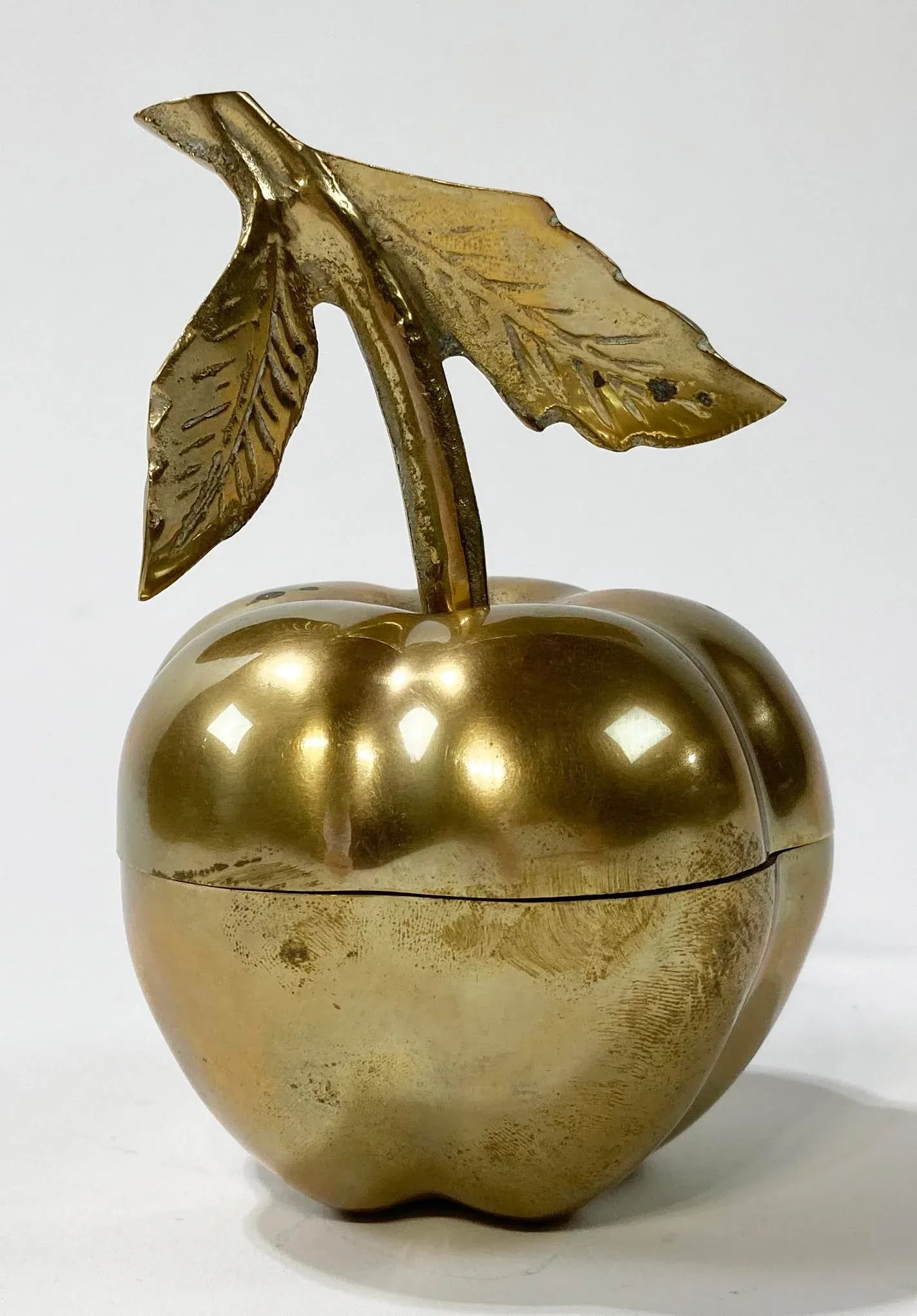 Vintage Lidded Brass Fruit Box - 3