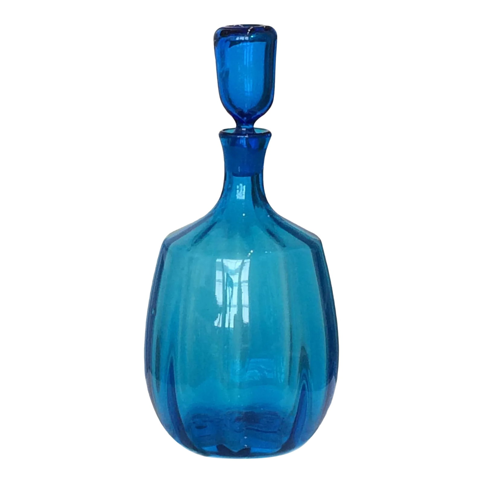 Vintage Blenko Glass, 1960s Blue Blenko Ribbed Decanter Design by John Nickerson: Vintage Blenko Glass Blue Decanter Design by John Nickerson 141/2"H x 7"D Condition: Alterations: Original Condition Unaltered Imperfections: Some Imperfections Condition Notes: Many antique glass
