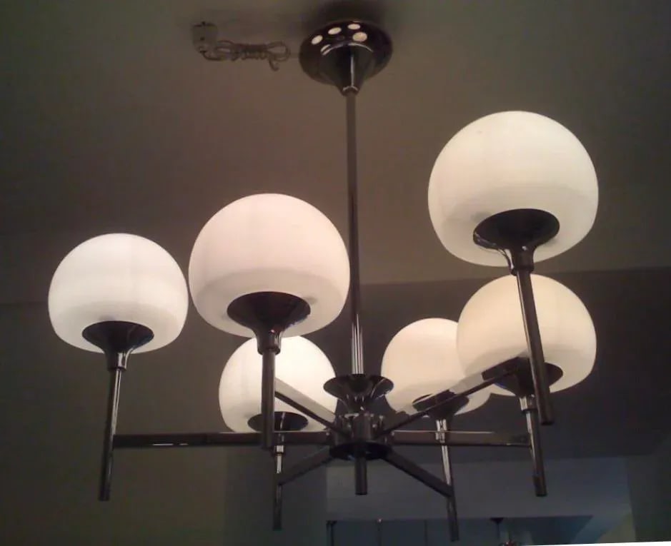 White & Chrome Reggiani Italian Chandelier - 7