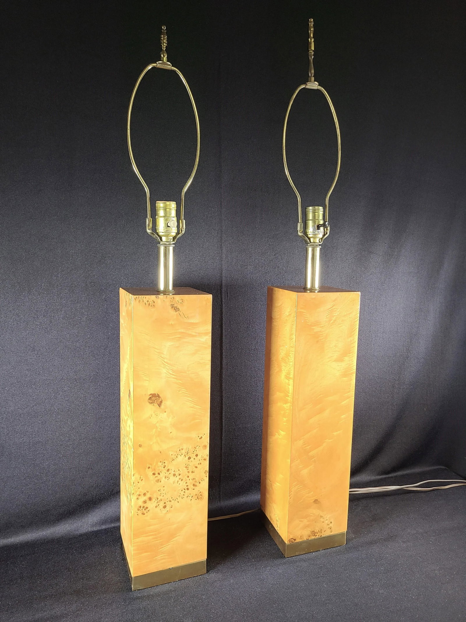 1960s Tall Rectangular Natural Burl Wood Veneer Lamps, Pair - 5