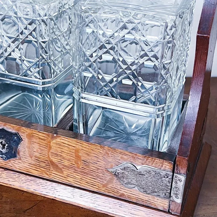 Antique Oak & Brass Tantalus With Set of 3 Whiskey or Liqueur Crystal Decanters With Key - 6
