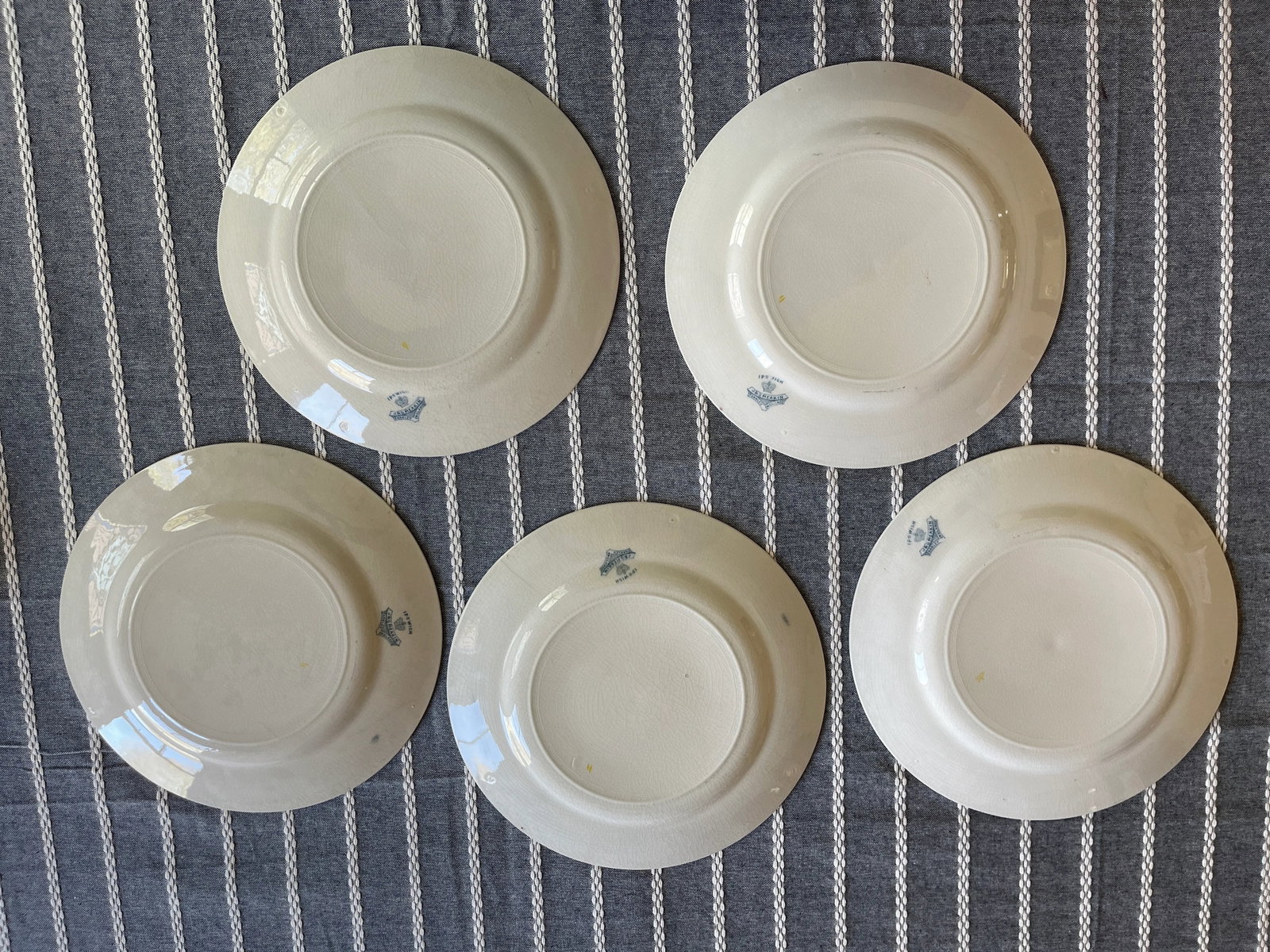 Antique J & G Meakin Ironstone China in Ipswich Pattern - 8 Pieces - 8