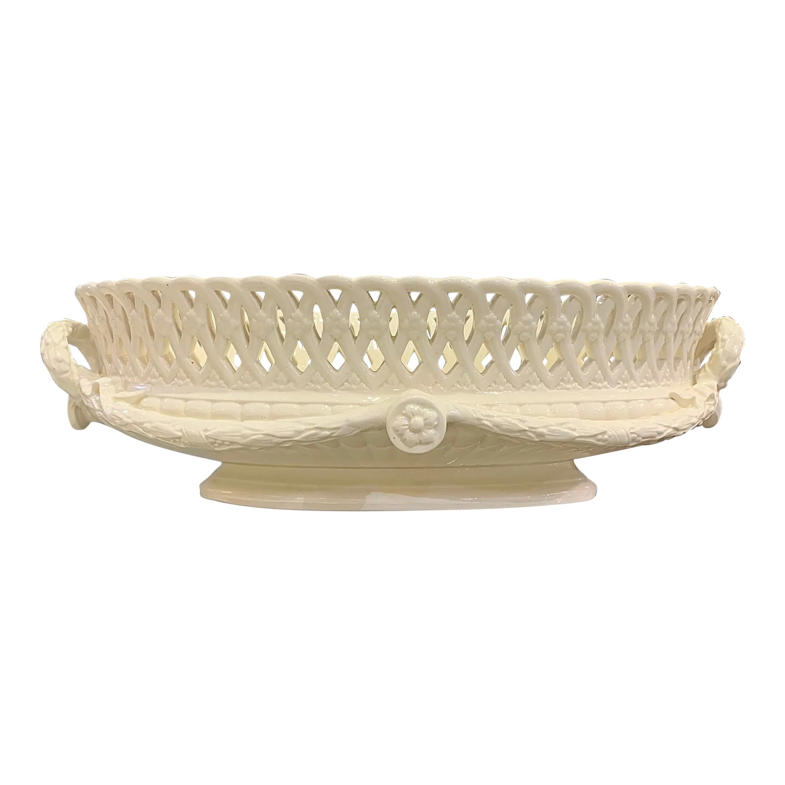Antique Early 20th Century Wedgwood Creamware Centerpiece: Beautiful antique Wedgwood Creamware centerpiece. In excellent condition. Very minor wear as shown in photos. Impressed Wedgwood mark with "Made In England" impressed below. Number mark appears to