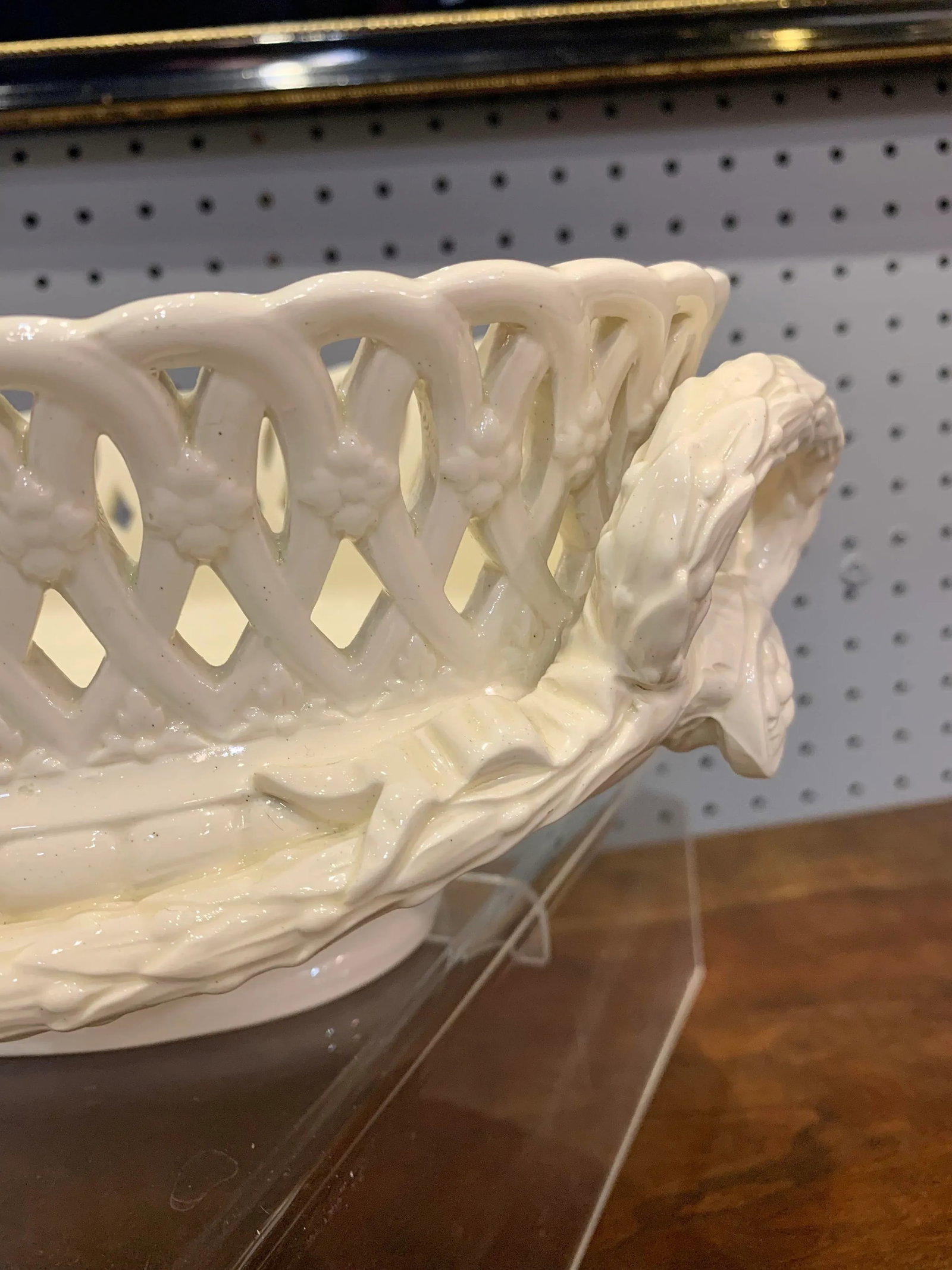 Antique Early 20th Century Wedgwood Creamware Centerpiece - 5