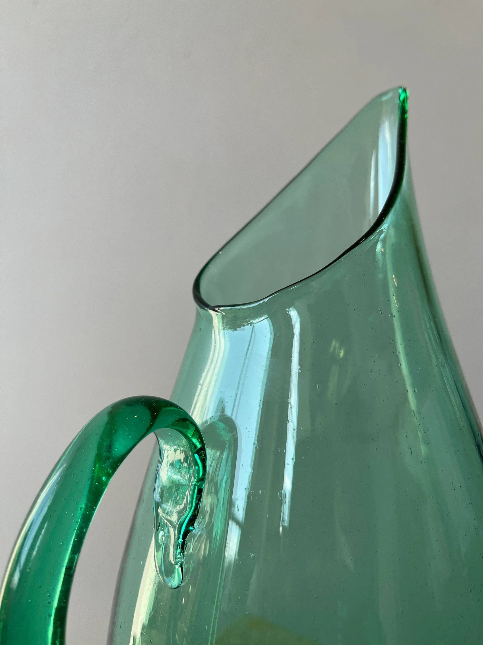 Vintage Mid-Century Teal Blown Glass Pitcher Attributed to Winslow Anderson for Blenko, Circa 1960s - 9