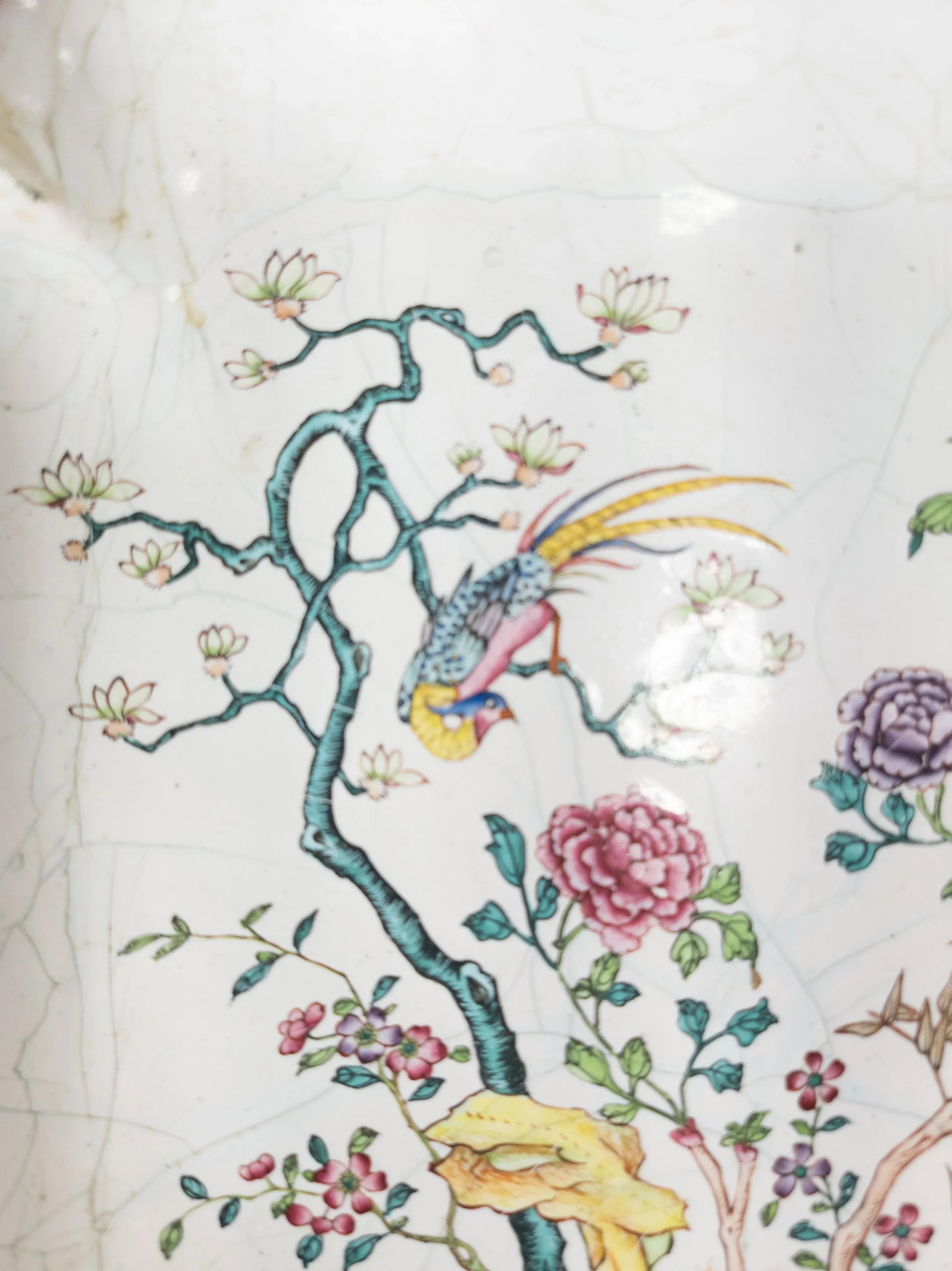 19th Century Chinese Canton Peking Enamel Square Dish With Flycatchers and Flowers - 4