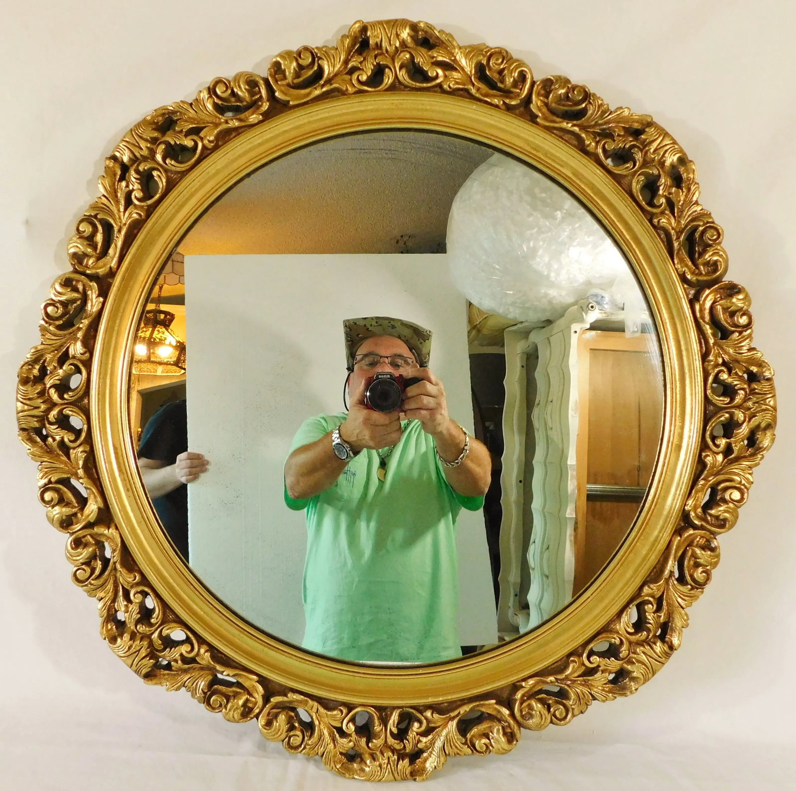 Vintage Mid Century Ornate Gold Scroll Foliage Carved Wood Round Hanging Wall Mirror - 7