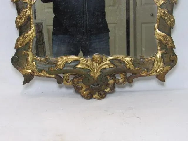 Antique Italian Gilt Wood Carved Mirror - 4