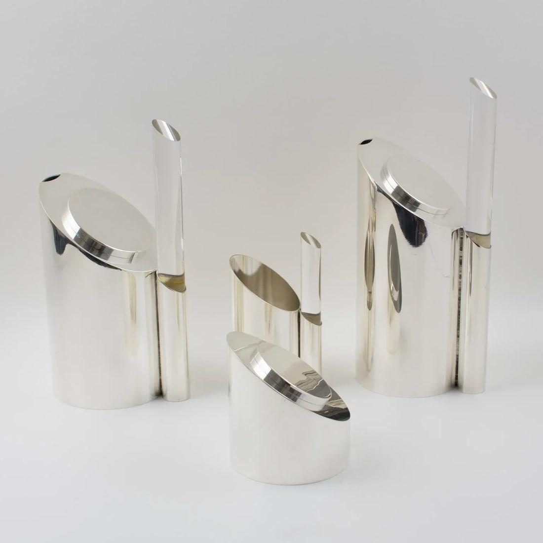 Memphis Style Silver Plate and Lucite Tea and Coffee Set by Guildart France - 13