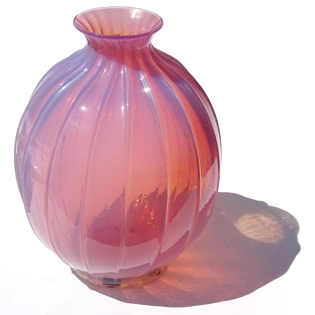 Vintage Murano Barovier Toso Pink Opalescent Italian Art Glass Paneled Surface Decorative Flower Vas - 3