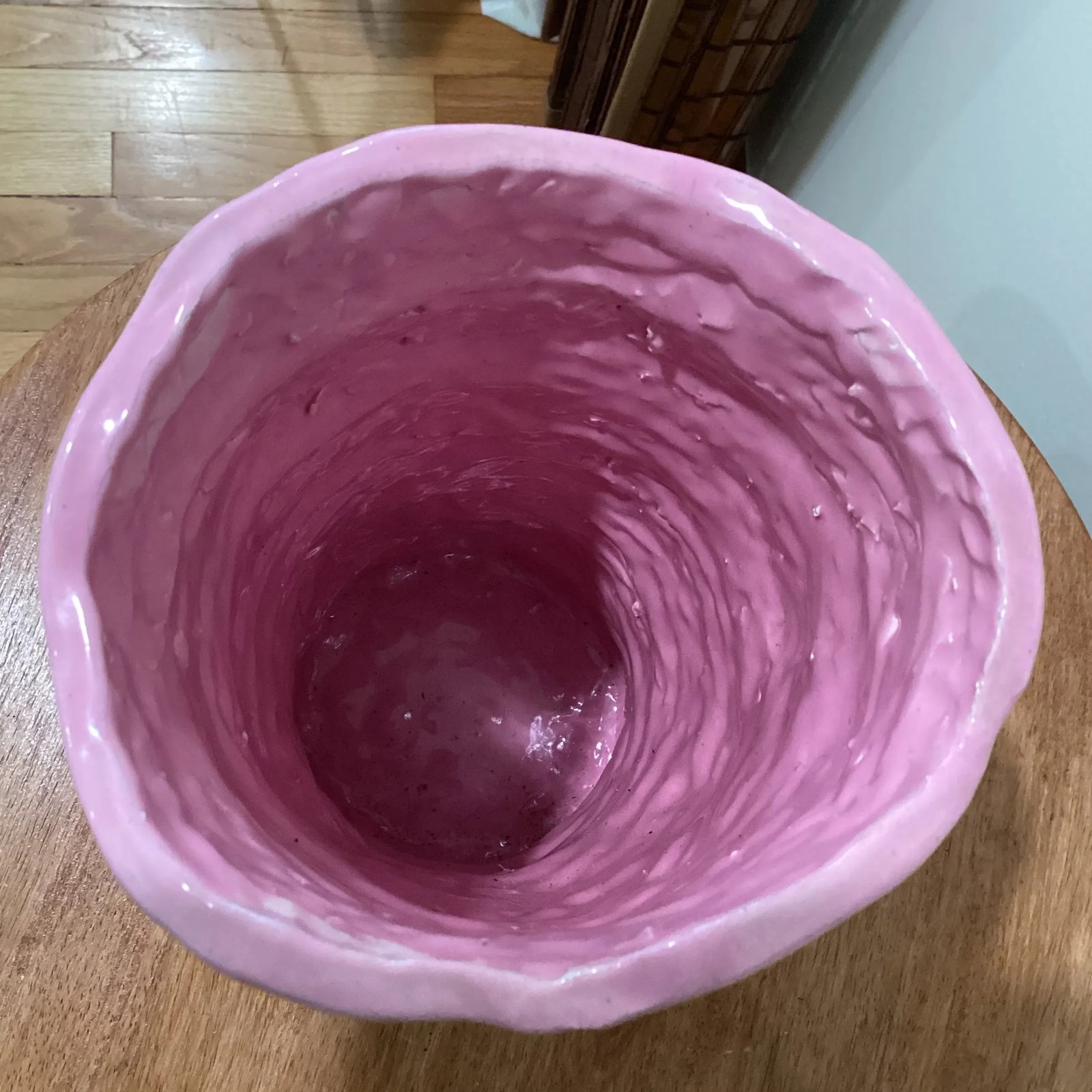 Late 20th Century Pink Wiggle Pottery Vase - 5