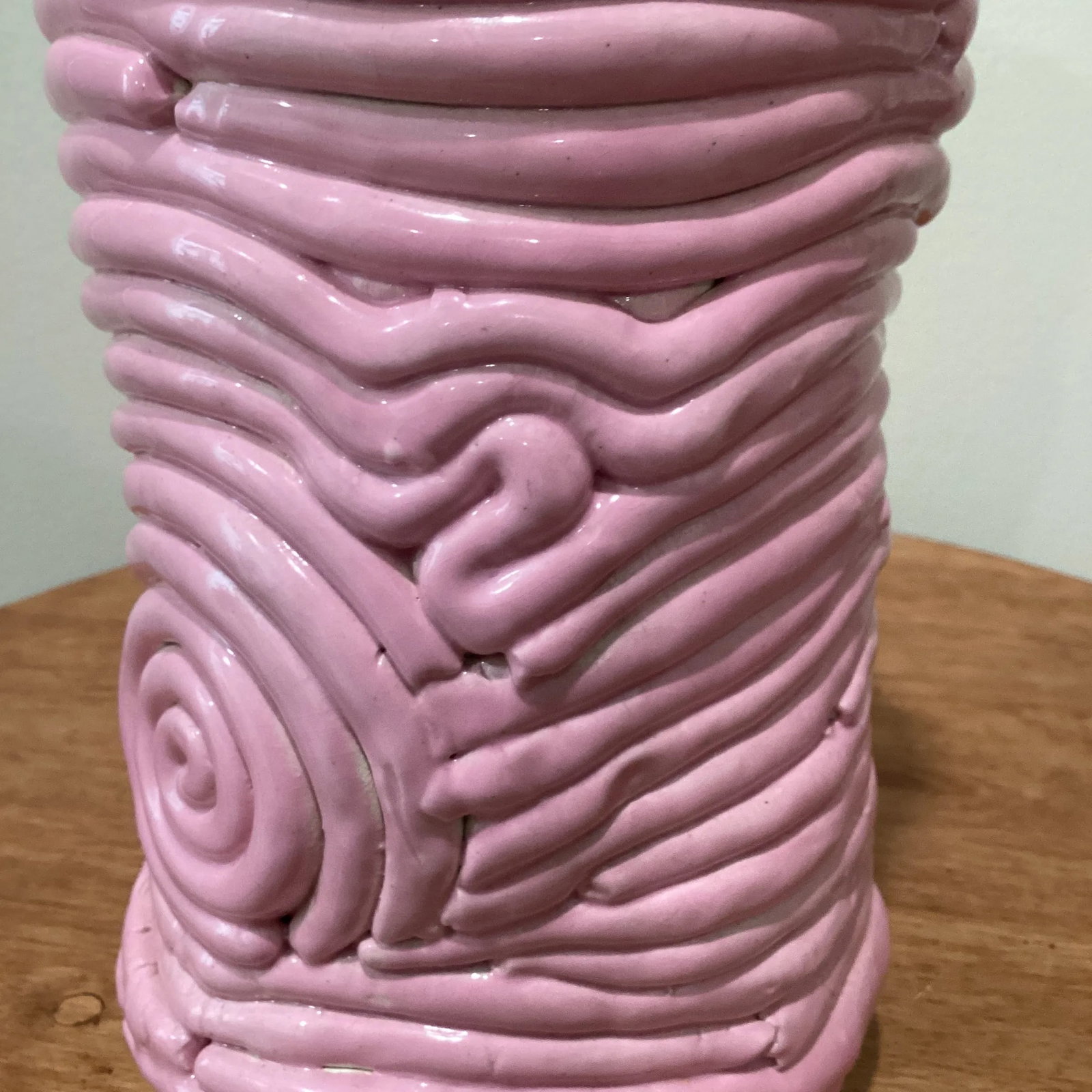 Late 20th Century Pink Wiggle Pottery Vase - 9