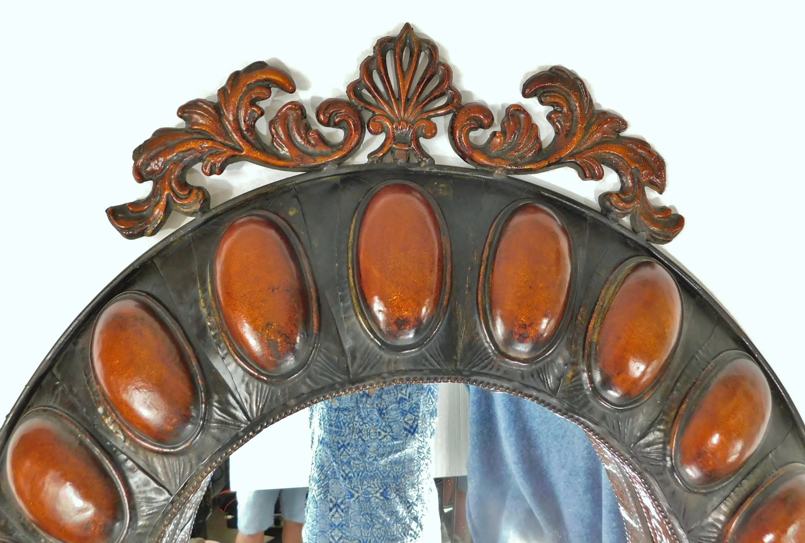 Large Vintage Late 20th Century Ornate Three Dimensional Metal Oval Hanging Wall Mirror - 7