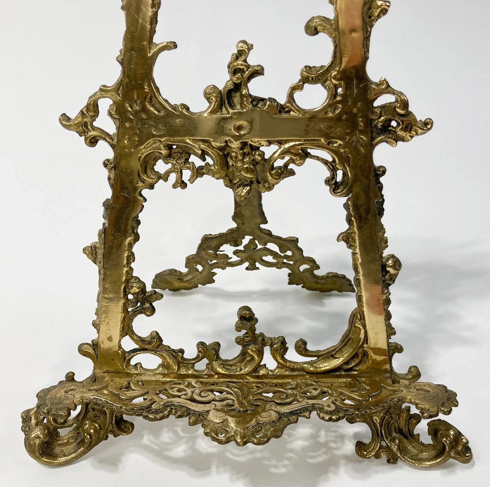 Substantial Antique Brass Victorian Style Table Easel - 8