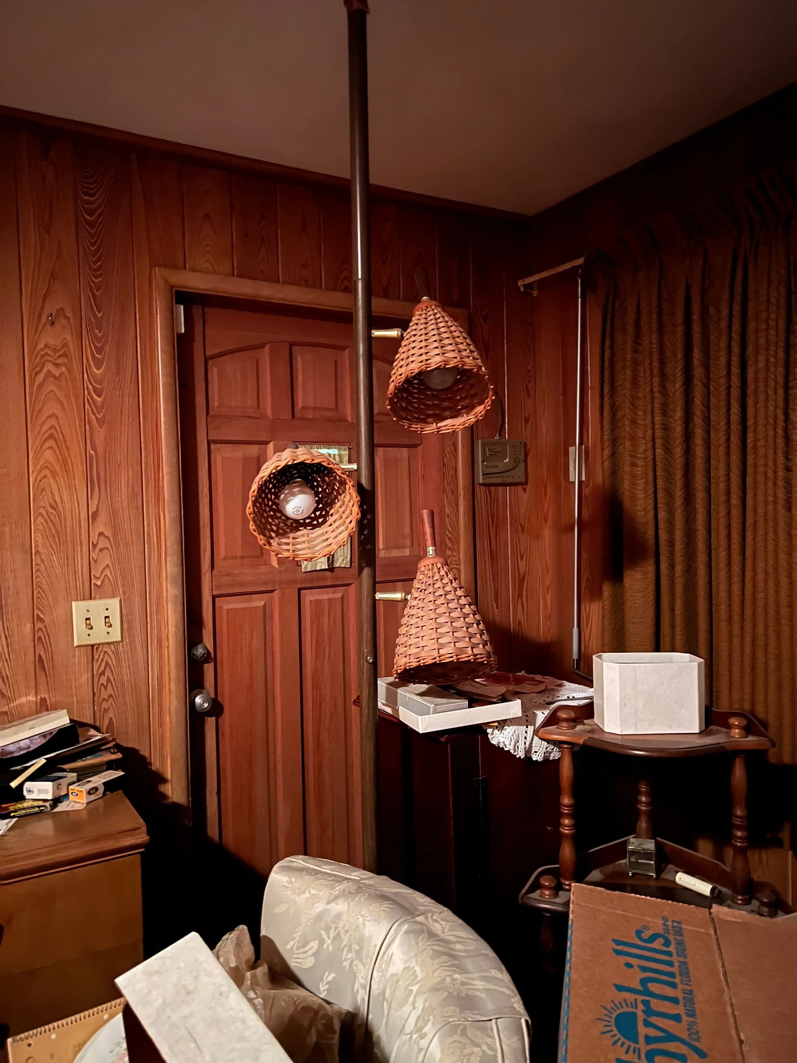 Mid 20th Century Tension Pole Floor Lamp With Wicker Shades - 11