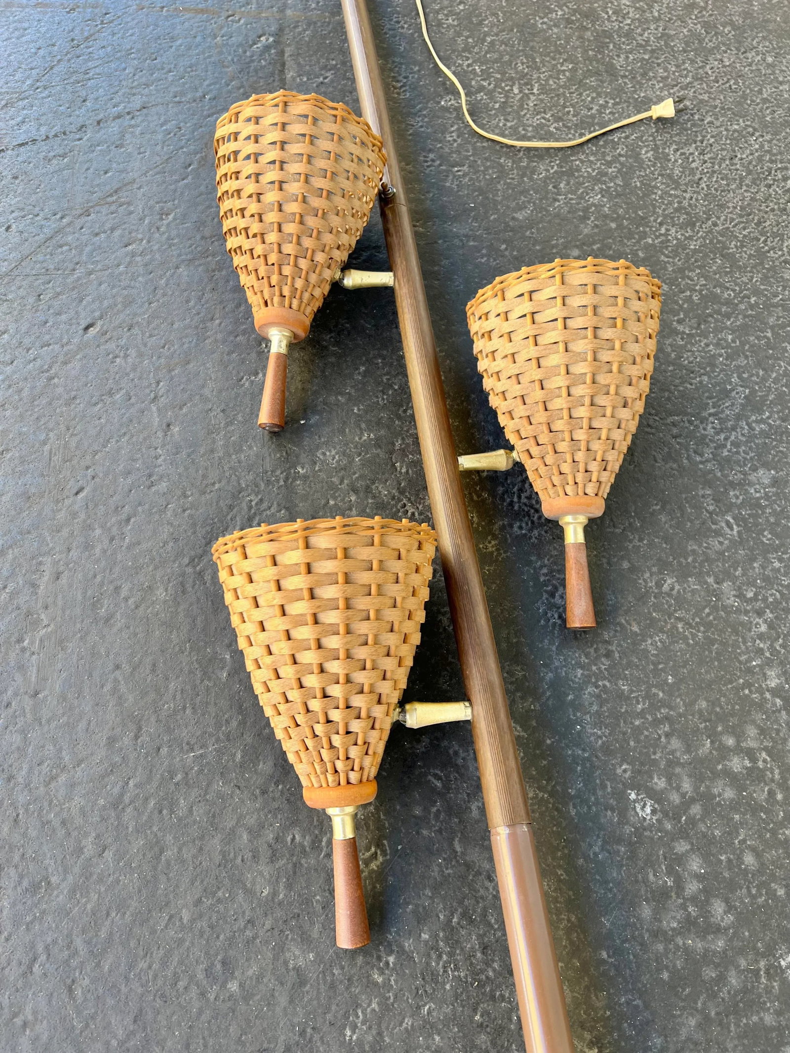 Mid 20th Century Tension Pole Floor Lamp With Wicker Shades - 2