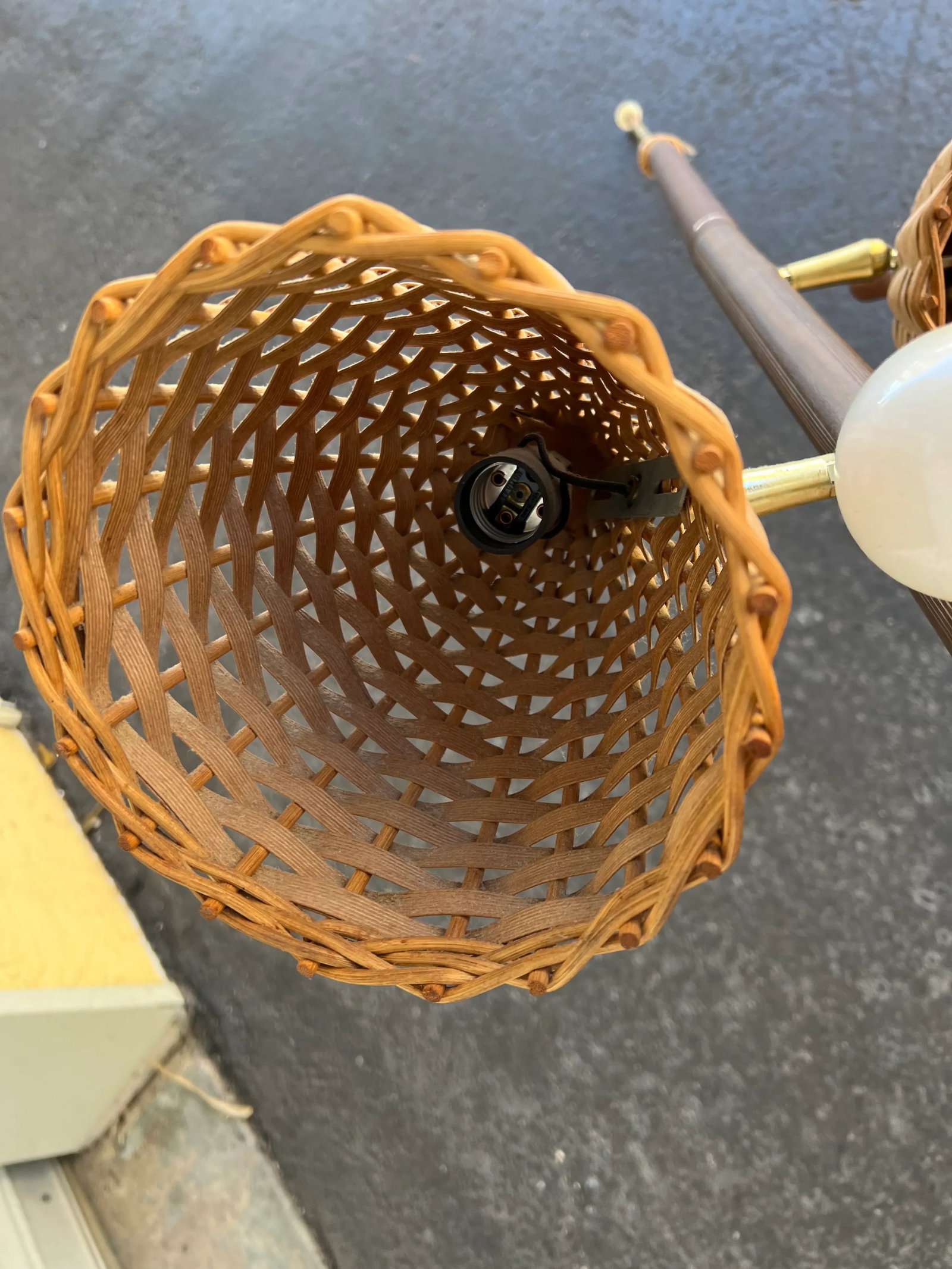 Mid 20th Century Tension Pole Floor Lamp With Wicker Shades - 8