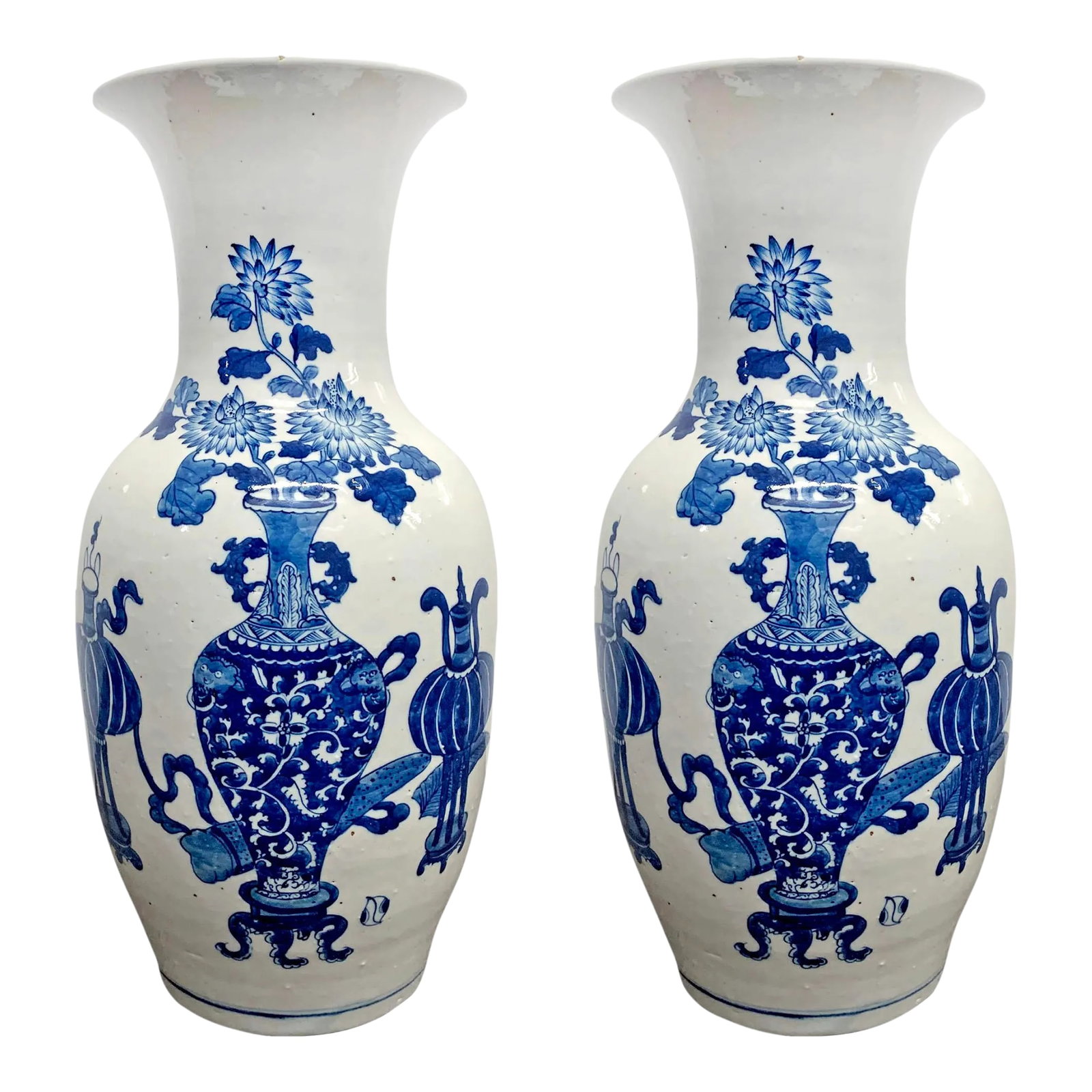 Pair of 19th Century Chinese Blue and White Vases (1 of 11)