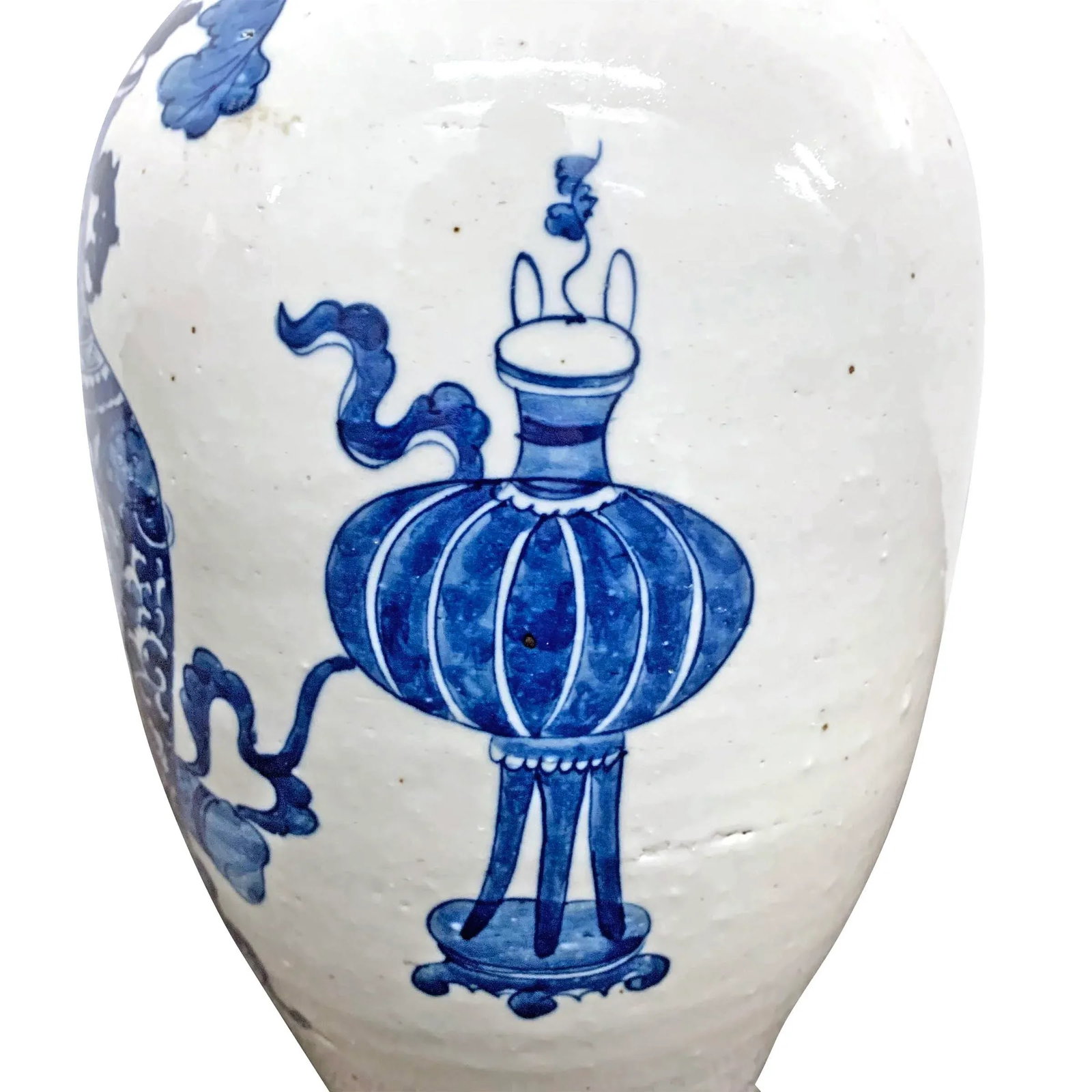 Pair of 19th Century Chinese Blue and White Vases - 9