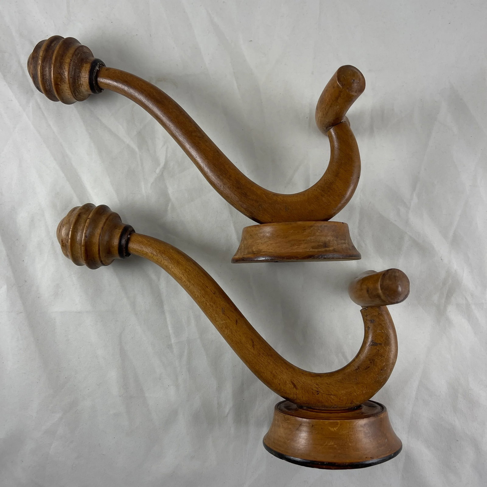 French Art Nouveau Bentwood Coat & Hat Hooks, a Pair - 2