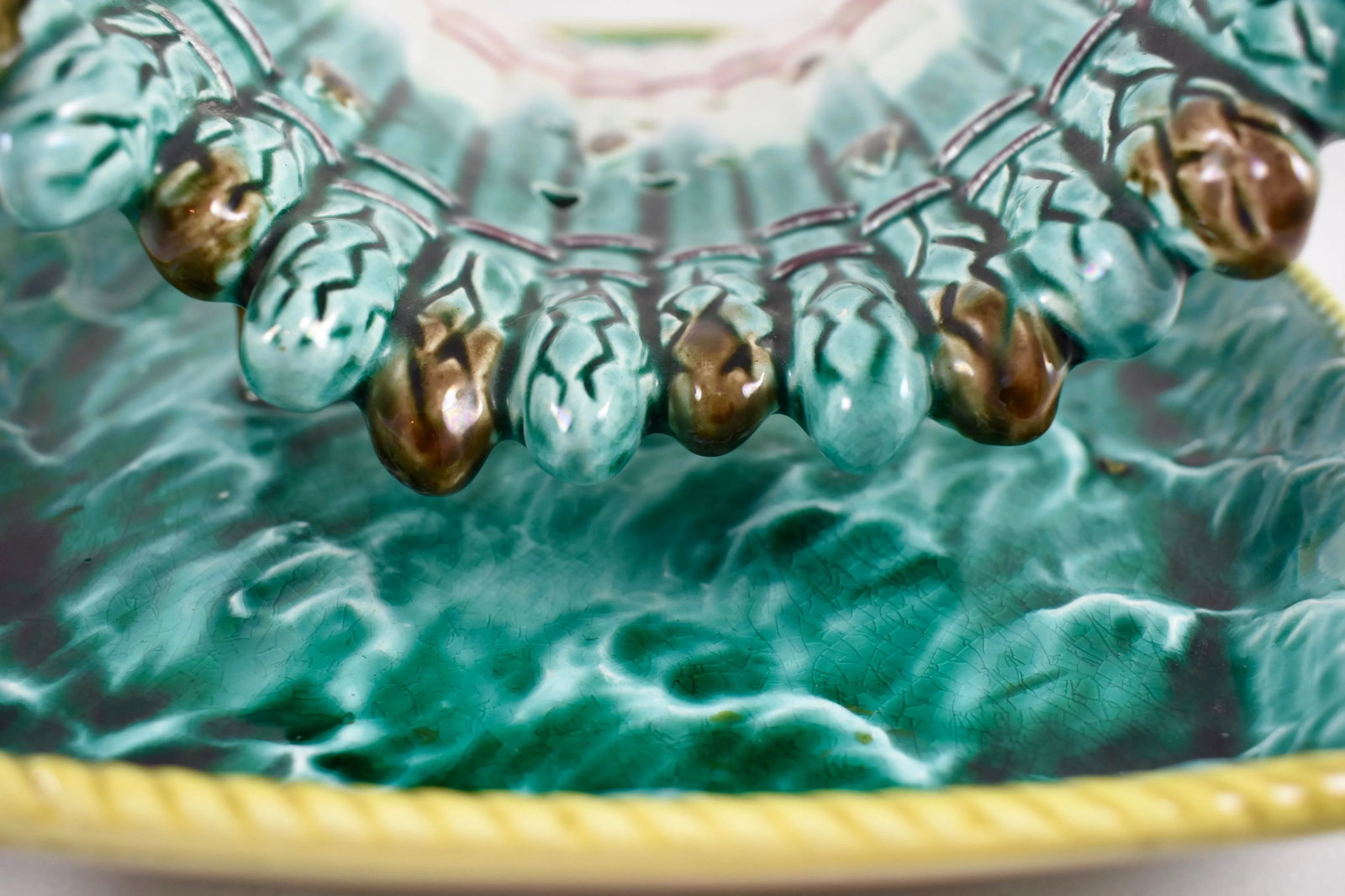 19th Century English Majolica Ocean Waves Asparagus Server Cradle - 10