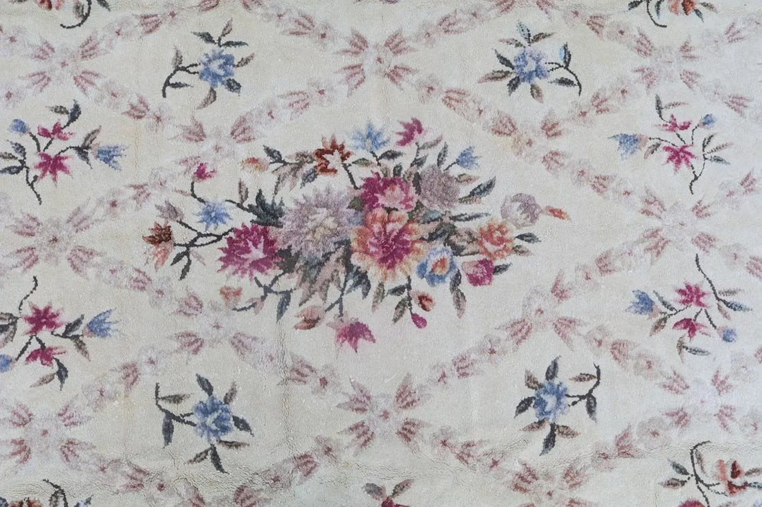 Vintage Hooked French Savonnerie Design Wool Rug - 10'x 16' - 2