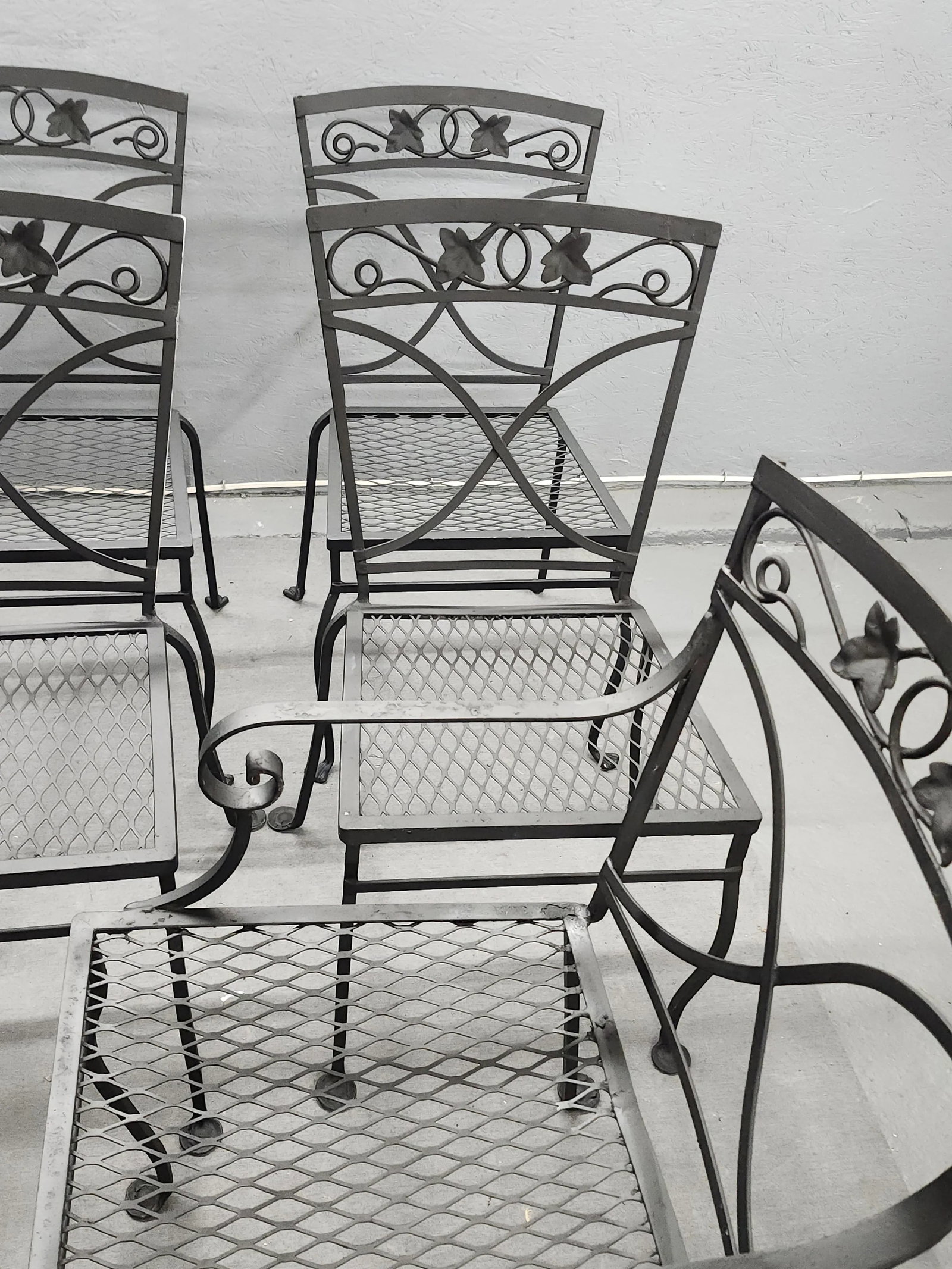 Early 20th Century Salterini Mt. Vernon Wrought Iron Patio Chairs - Set of 8 - 11