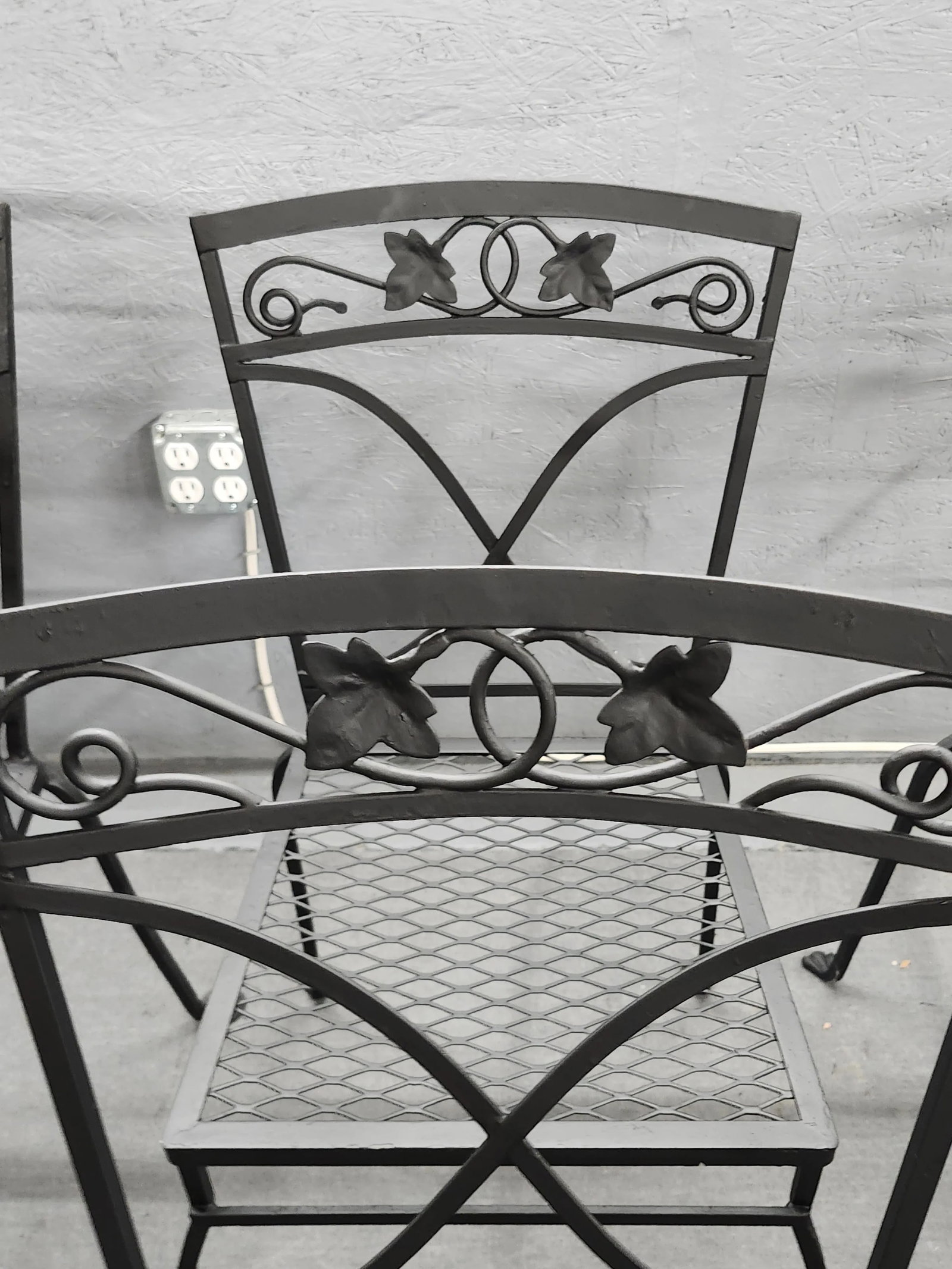Early 20th Century Salterini Mt. Vernon Wrought Iron Patio Chairs - Set of 8 - 6