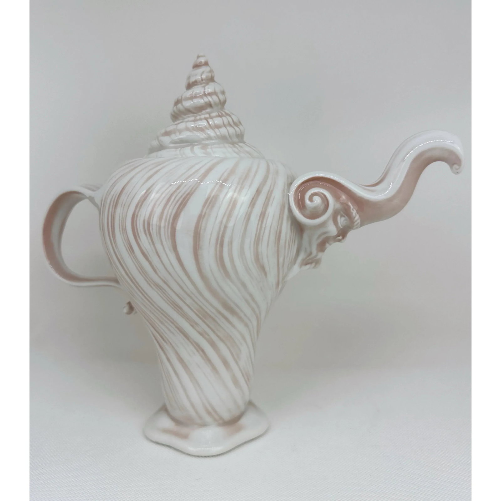 1970s Royal Copenhagen Arje Griegst Rosa Konkylie Triton Coffee Pot - 3