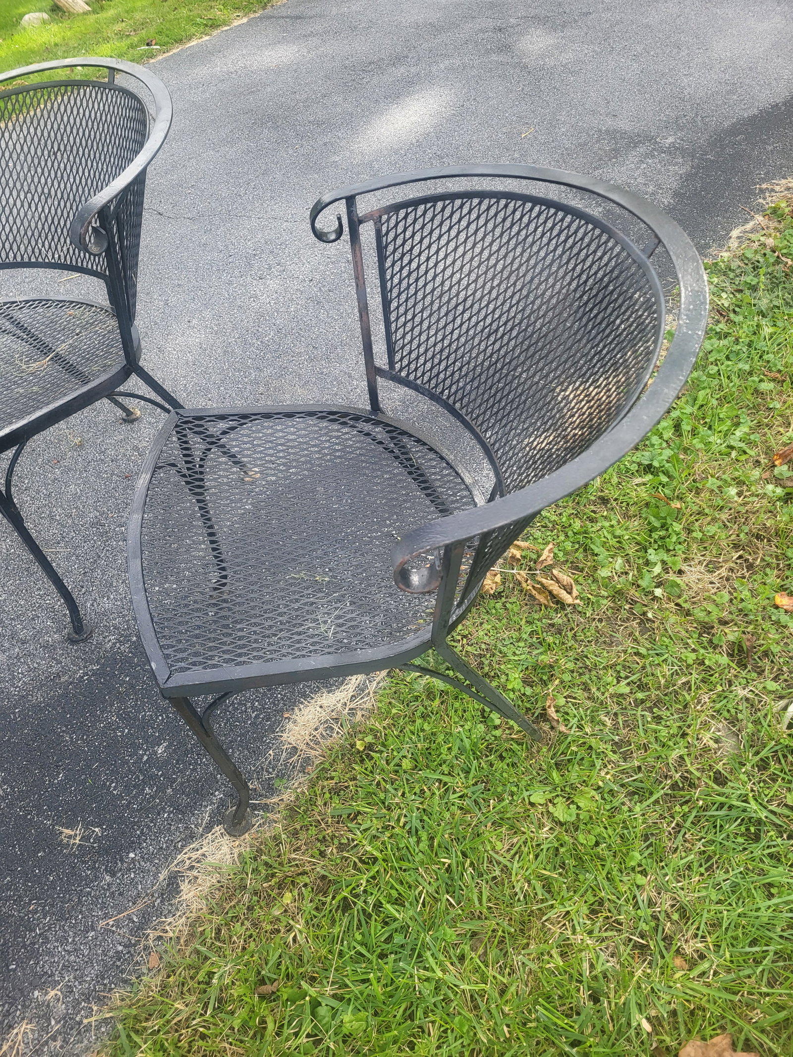 Mid 20th Century Wrought Iron Mid Century Style Table & 6 Chairs - 5