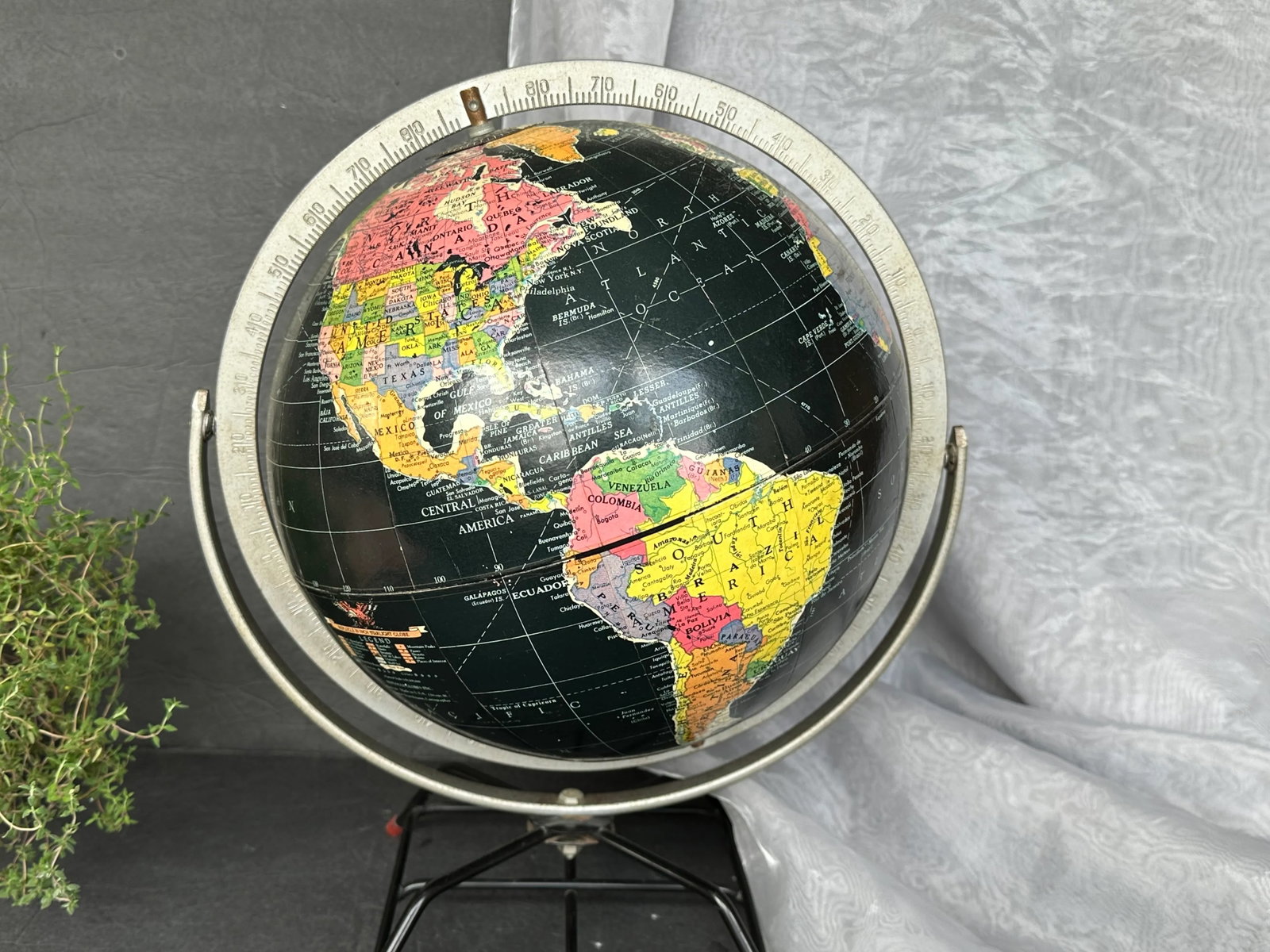 Replogle Black Ocean Starlight World Globe - 3