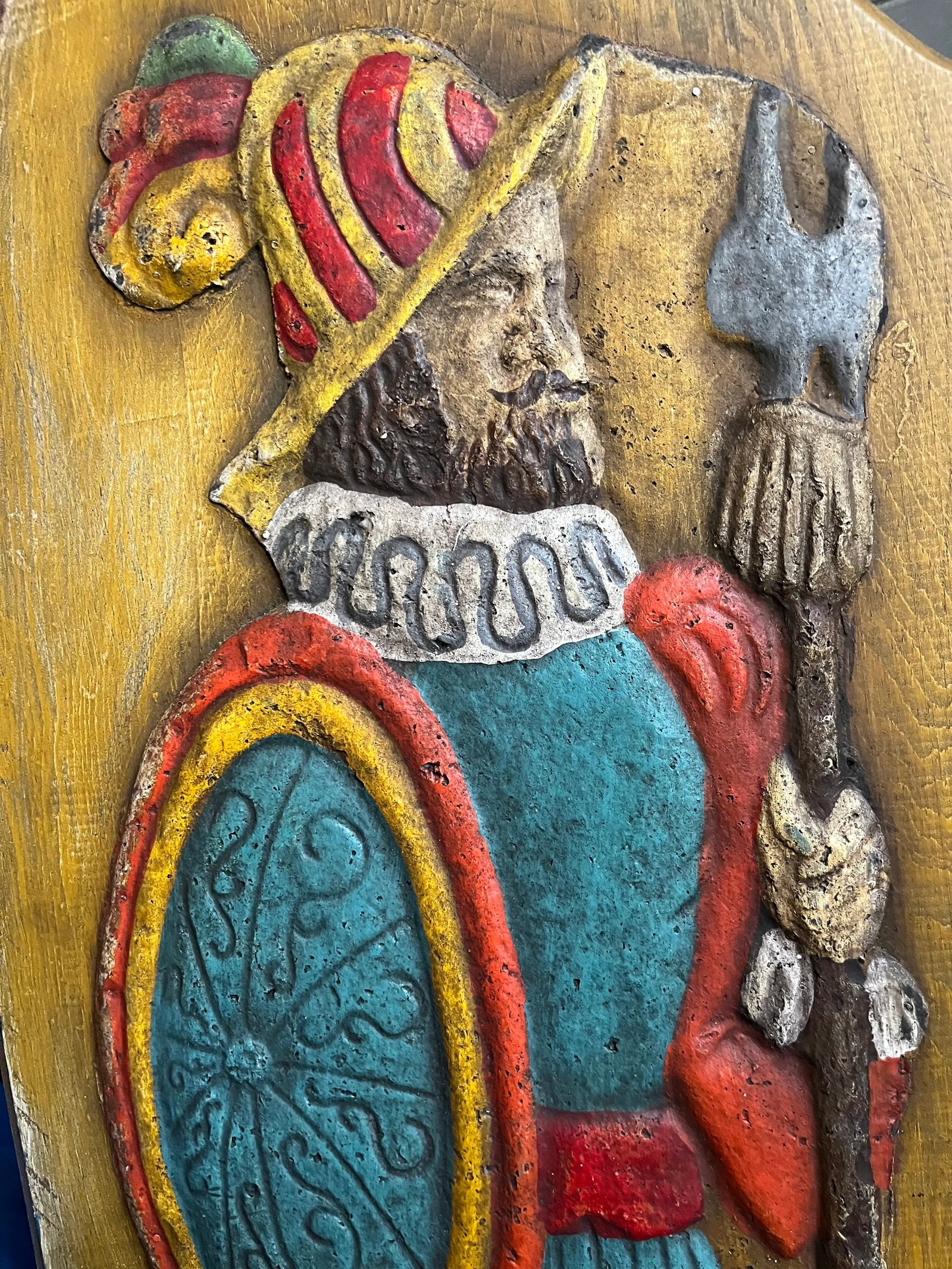 1970s Traditional Spanish Soldier Hand-Carved Mexican Folk Art Wall Hanging - 2
