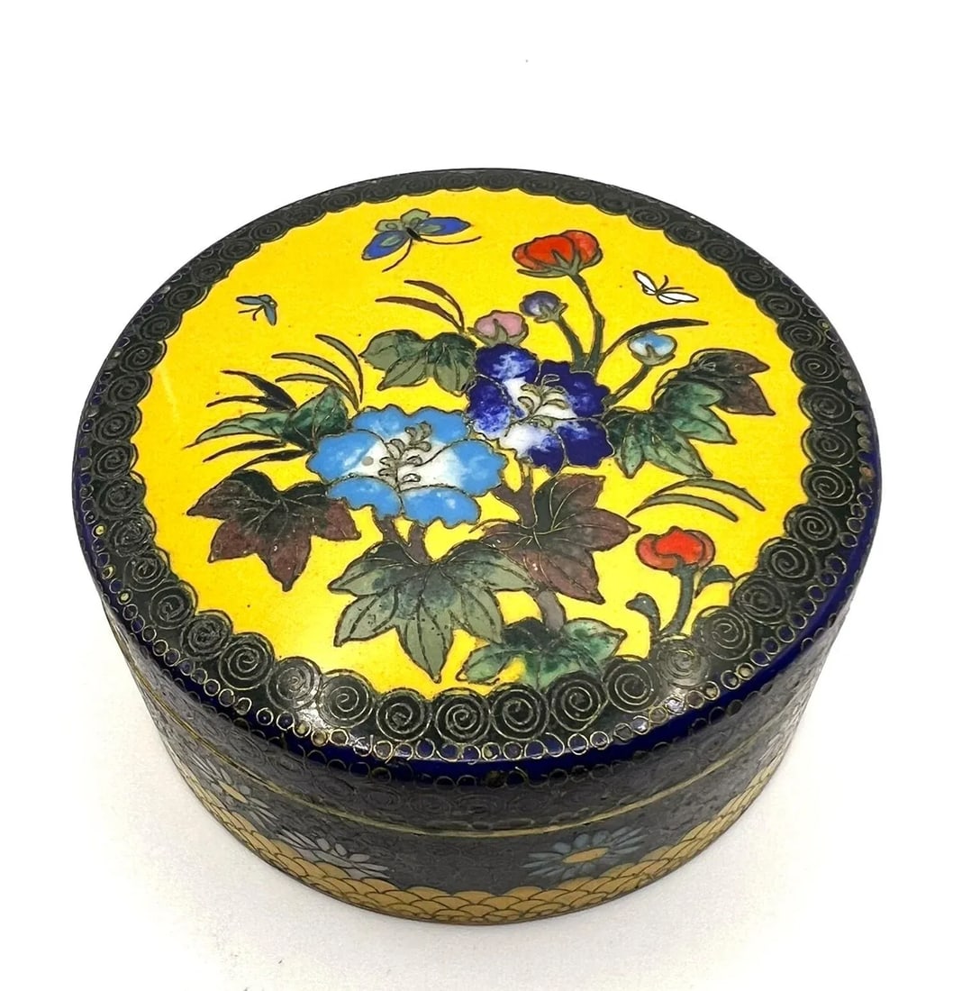Antique Japanese Cloisonne Box With Morning Glory Flowers - 3