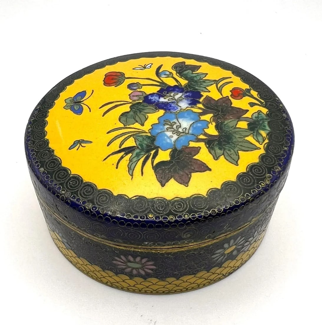 Antique Japanese Cloisonne Box With Morning Glory Flowers - 4