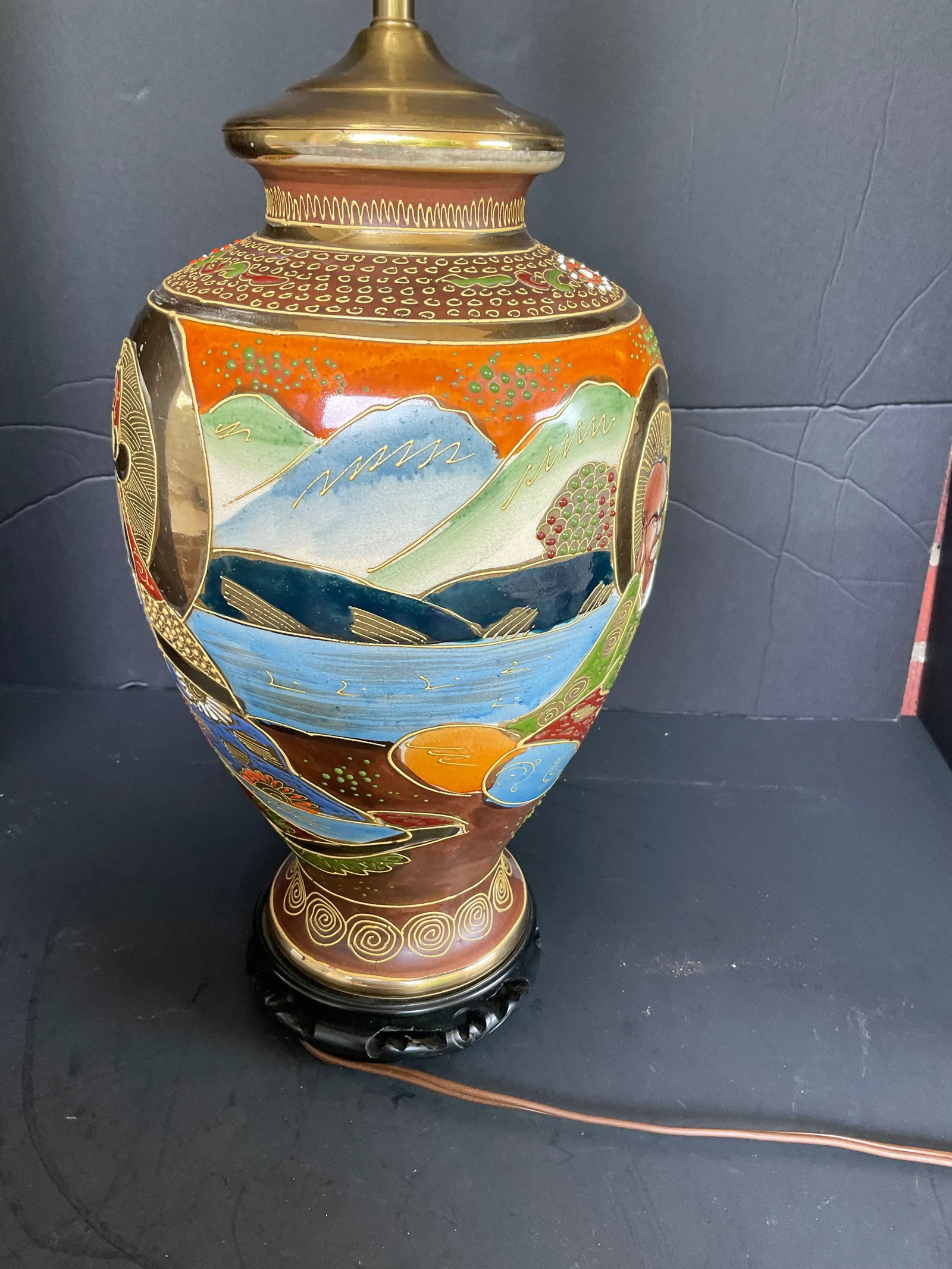 Vintage Satsuma Vase Converted Into a Lamp - 6