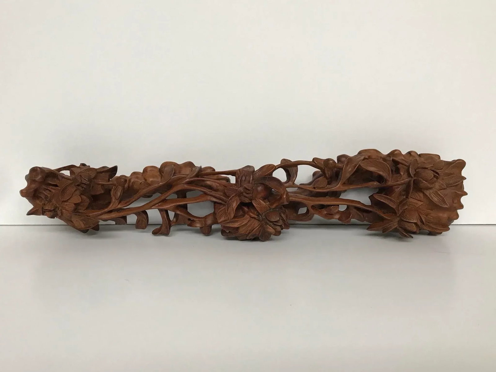 Contemporary Wood Carving of Flowers in the Shape of a Ruyi - 4