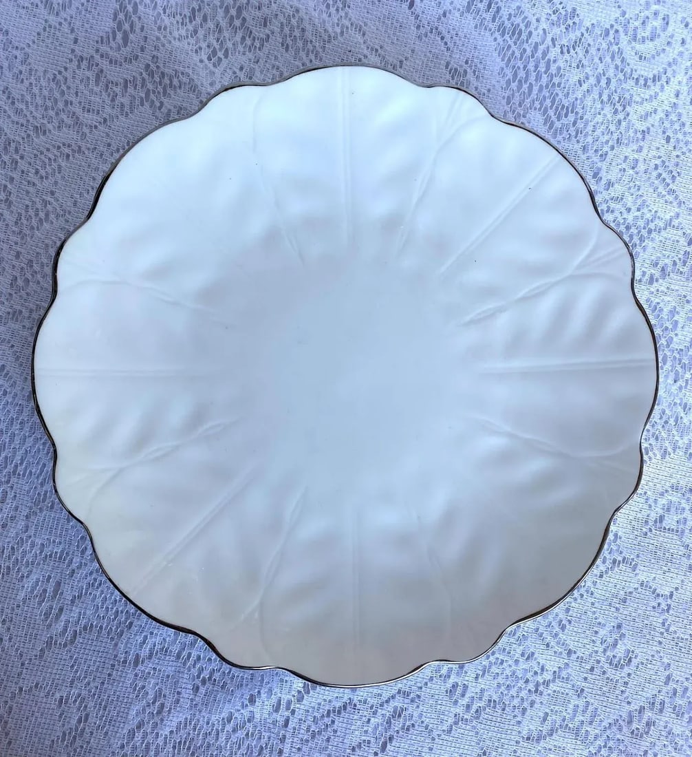 1980s Aynsley John England "Spring Crocus" Dinner Plate -Set of 5, Glossy White, Crocus Design & Pla - 6