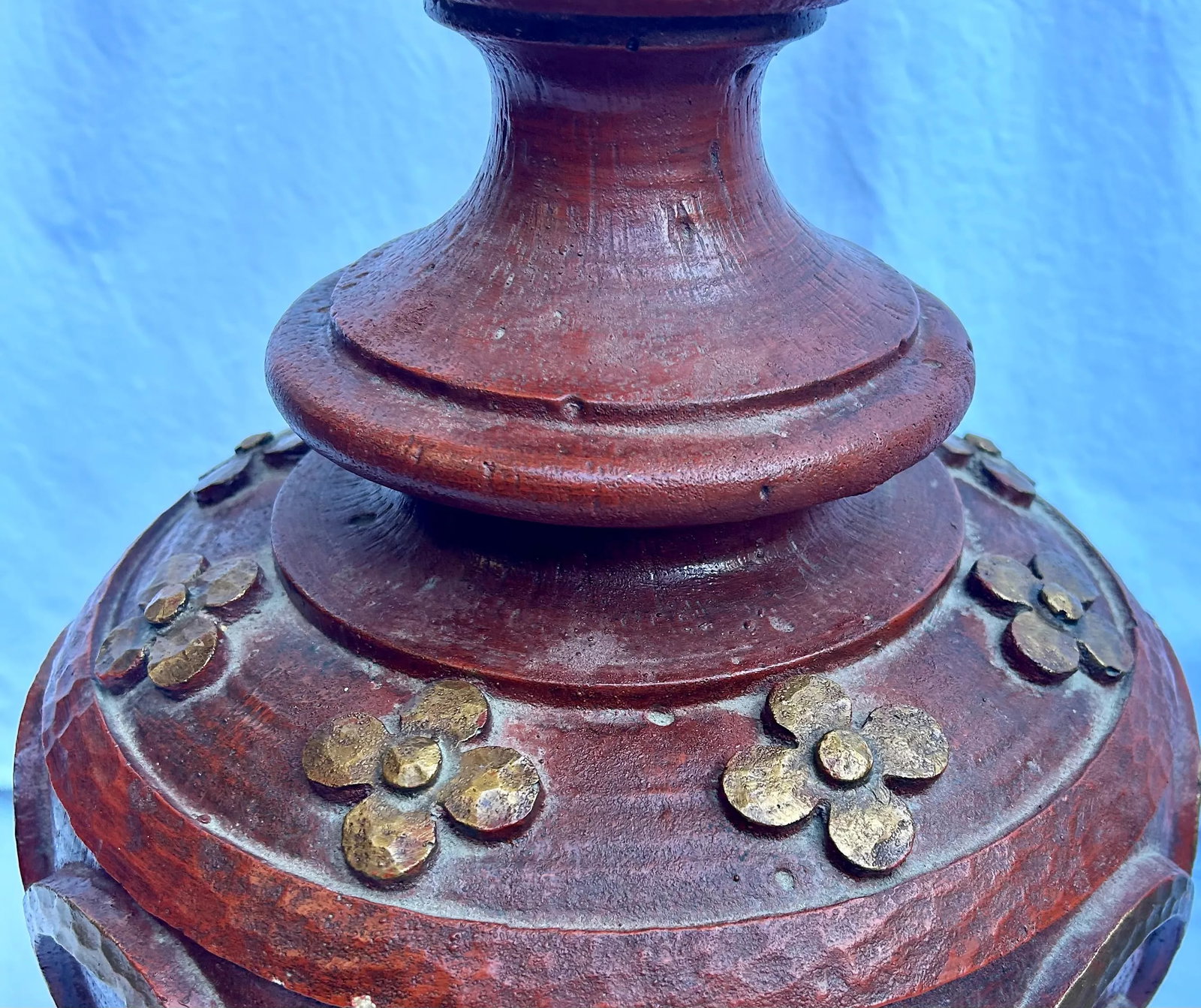 1960's Terra Cotta and Gold Italian Plaster Zaccagnini Style Table Lamp - 5