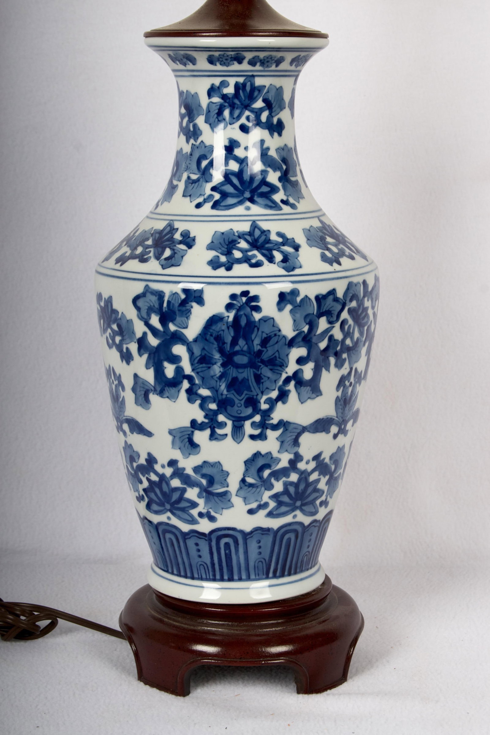 Chinese Export Ku Form Vase - 2
